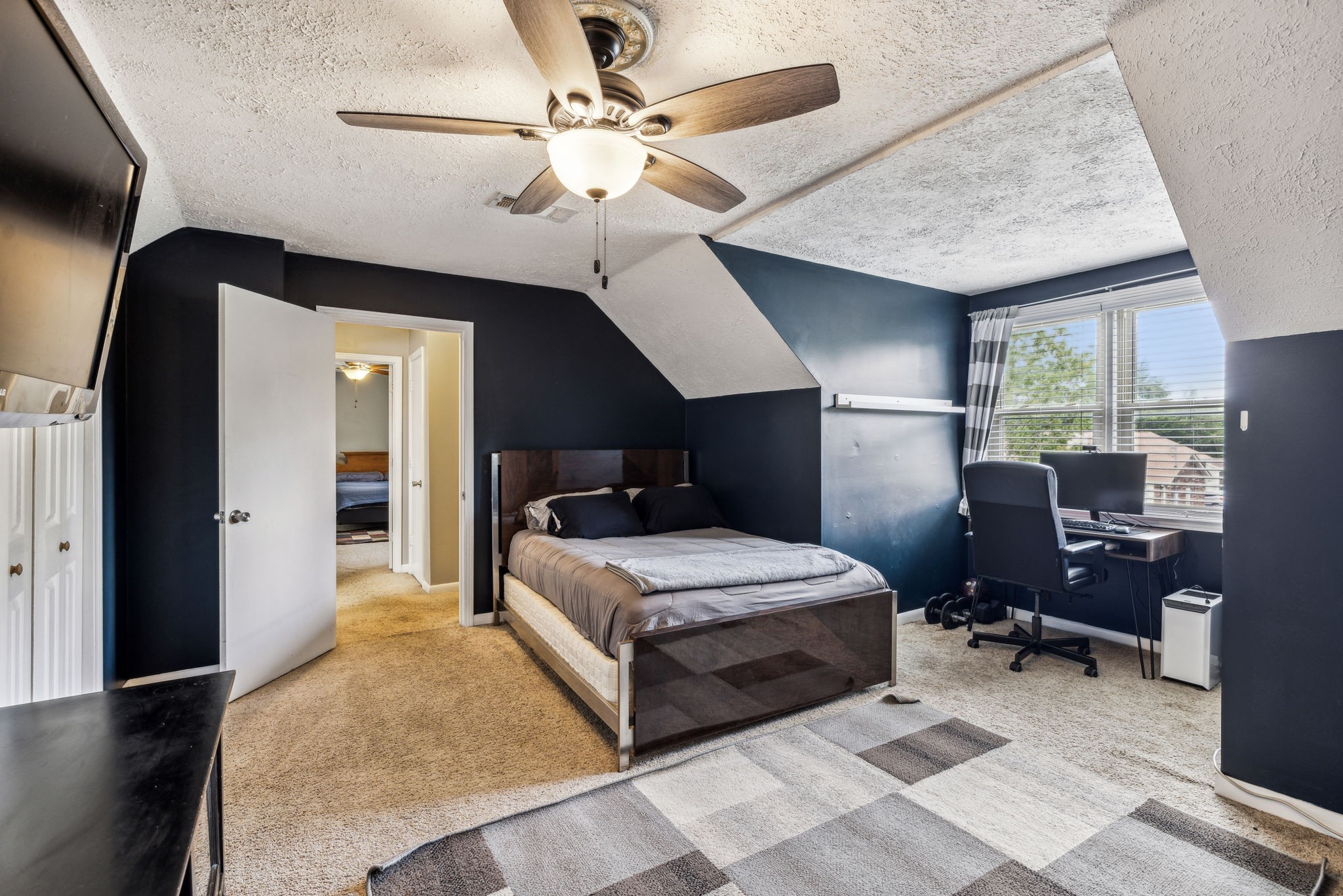 816 Walnut Ridge Dr