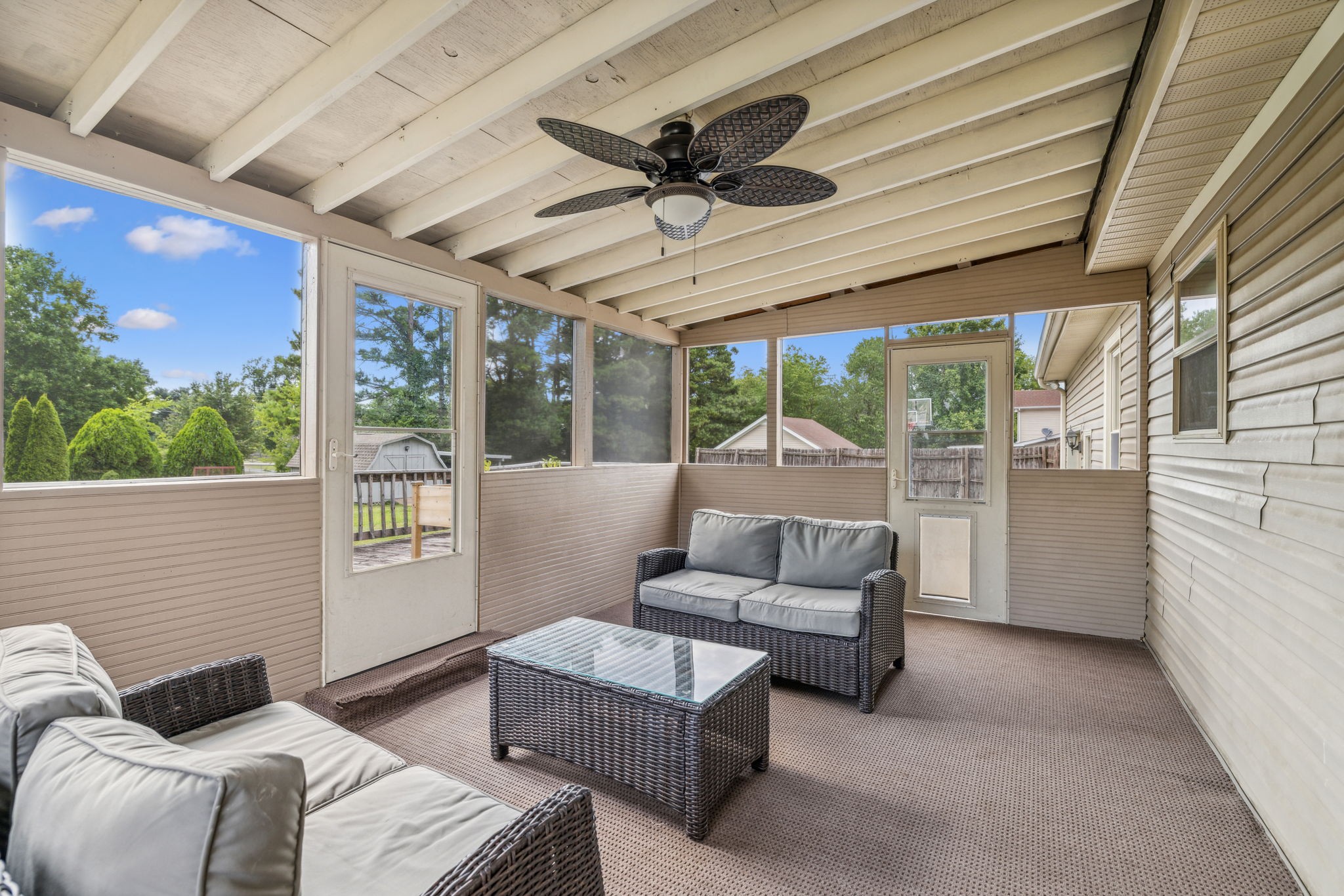 816 Walnut Ridge Dr