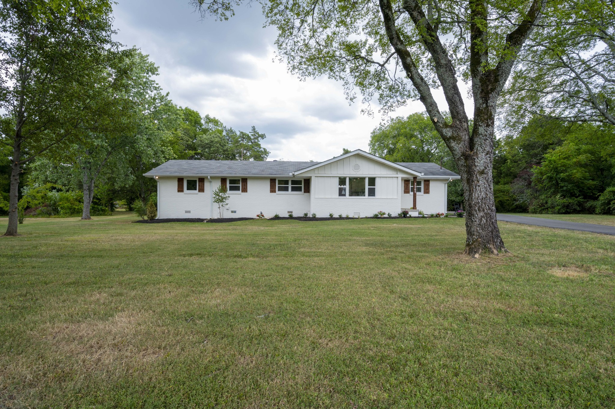 3567 Cedar St