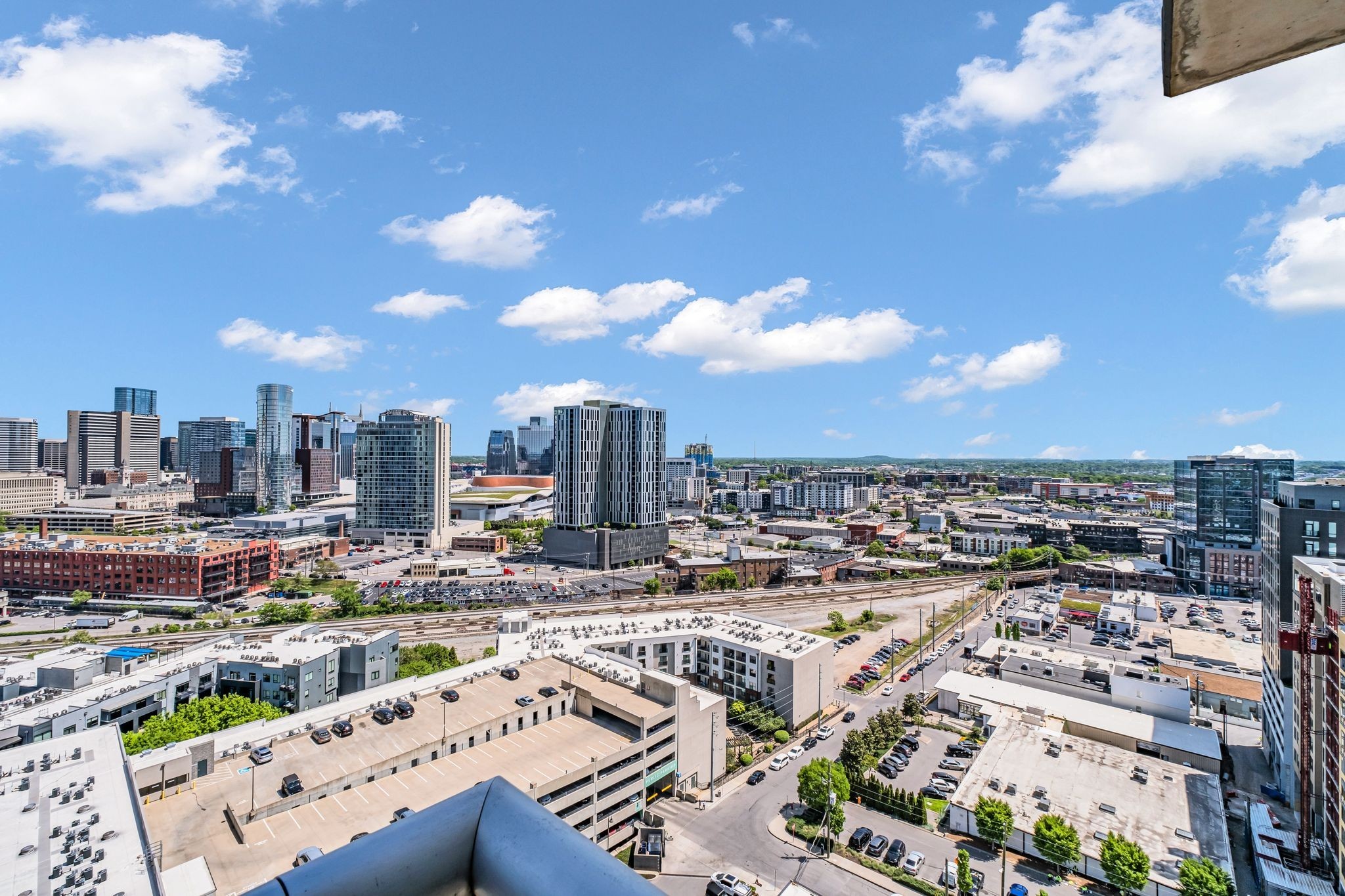 600 12th Ave, S Unit: 2115