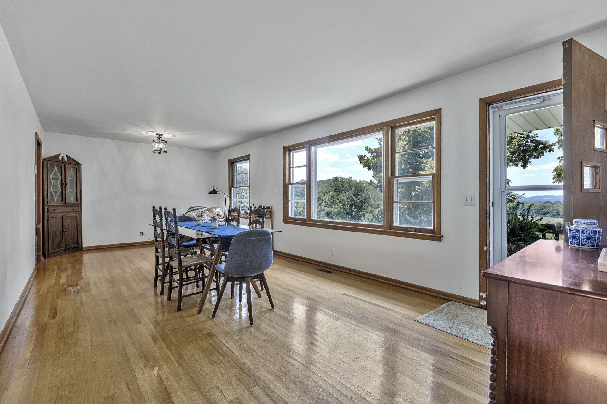 2246 S Berrys Chapel Rd