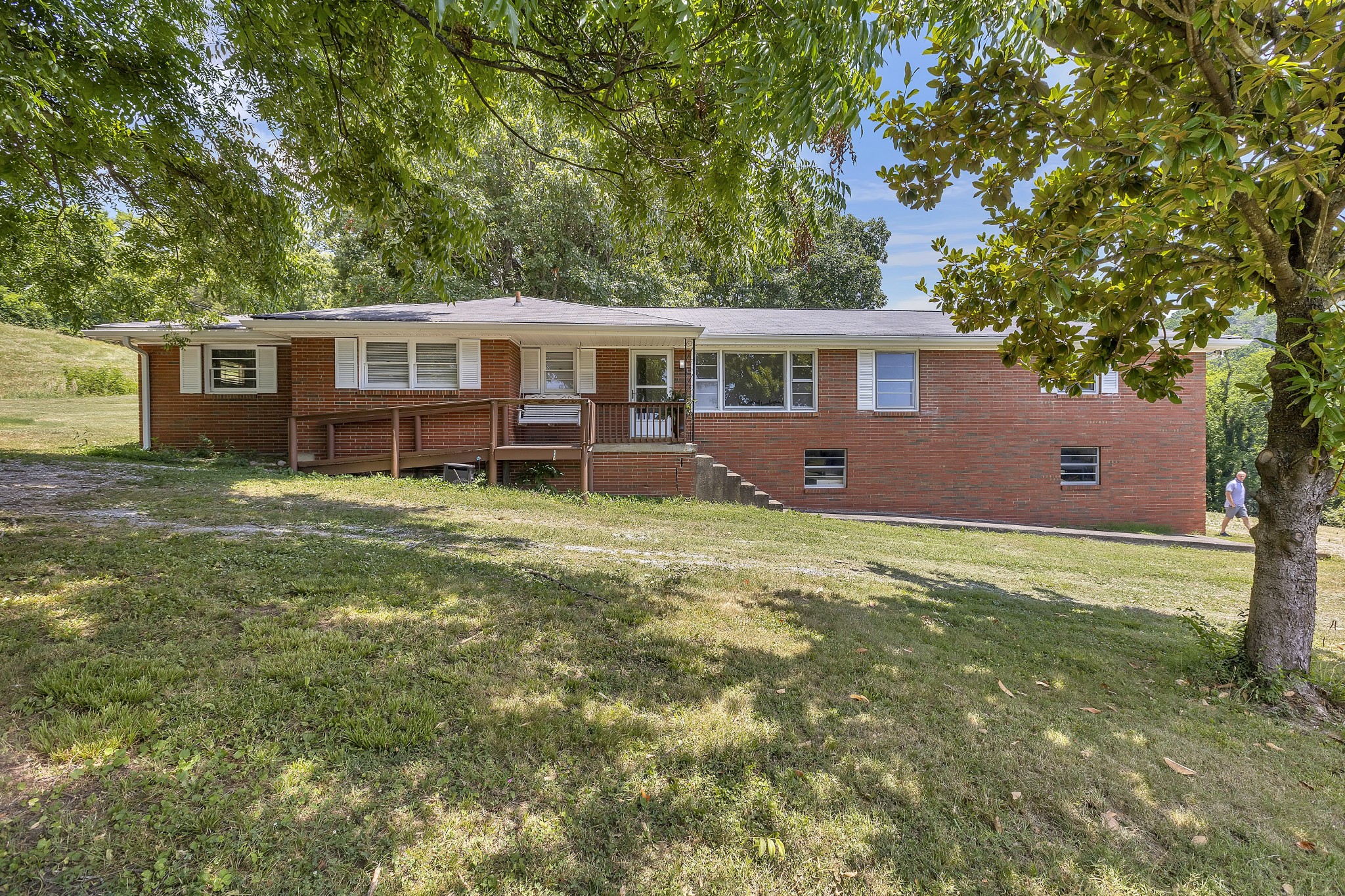 2246 S Berrys Chapel Rd