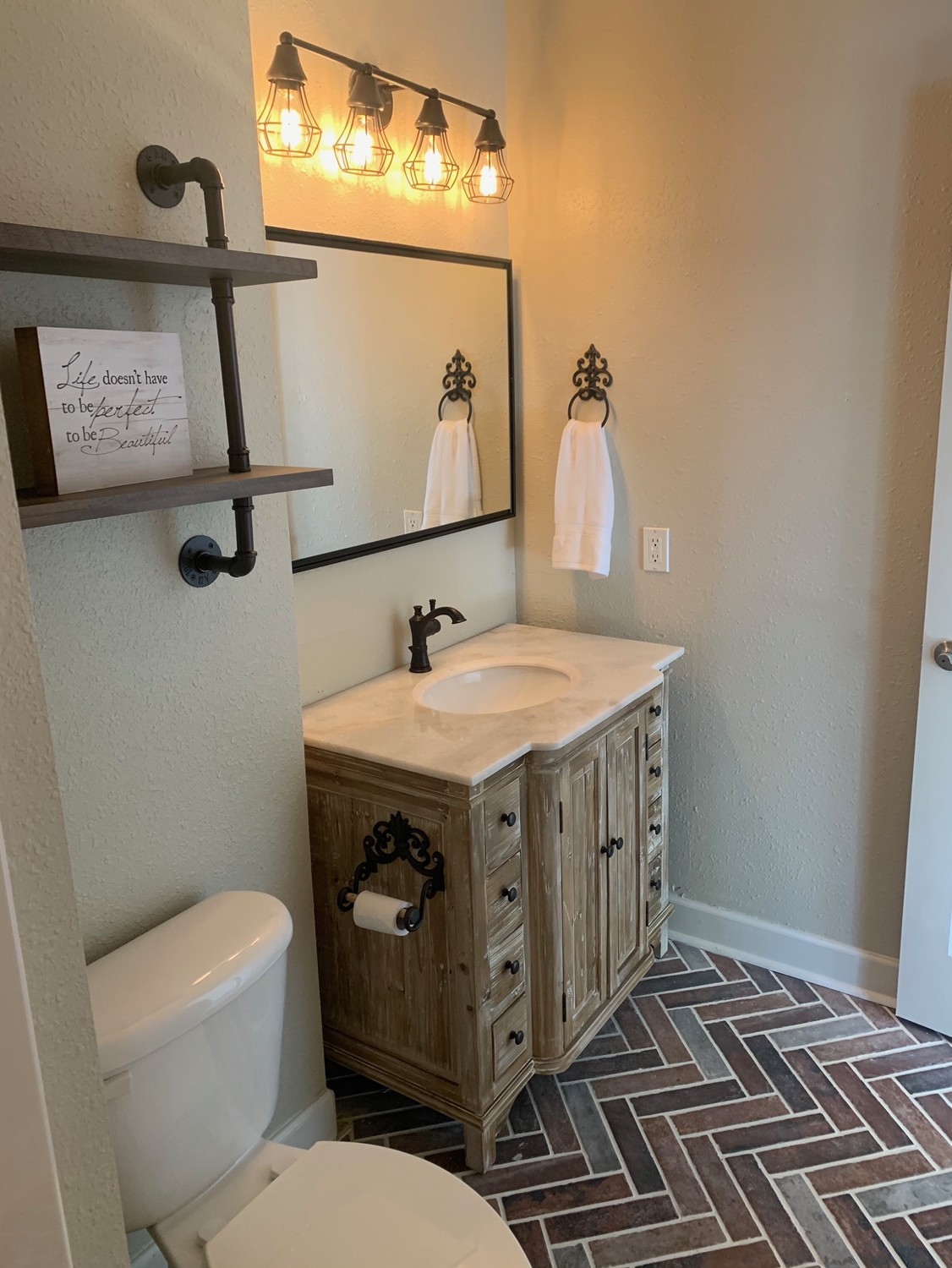 802 E Main St Unit: 26