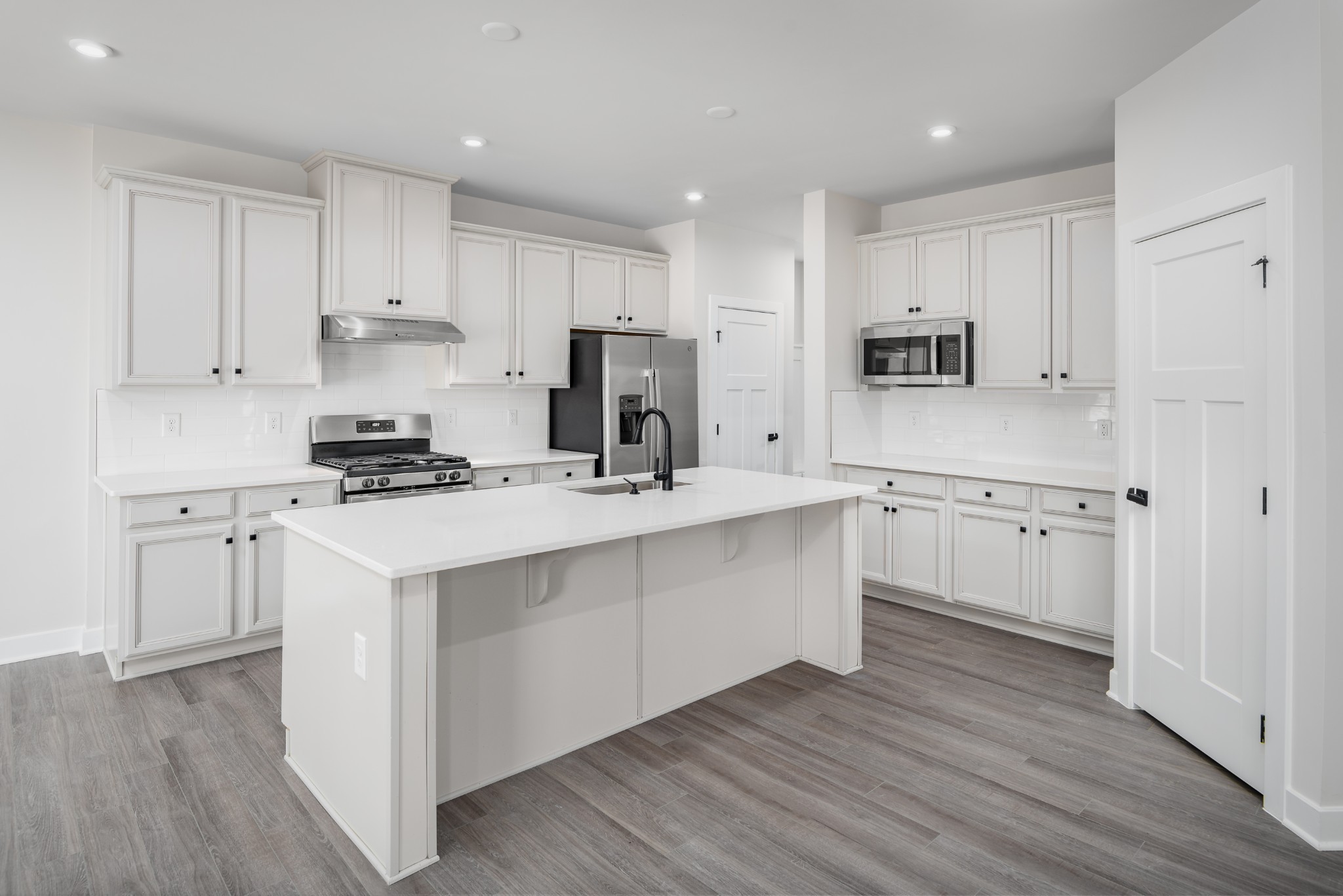 4421 Fairlight Lane