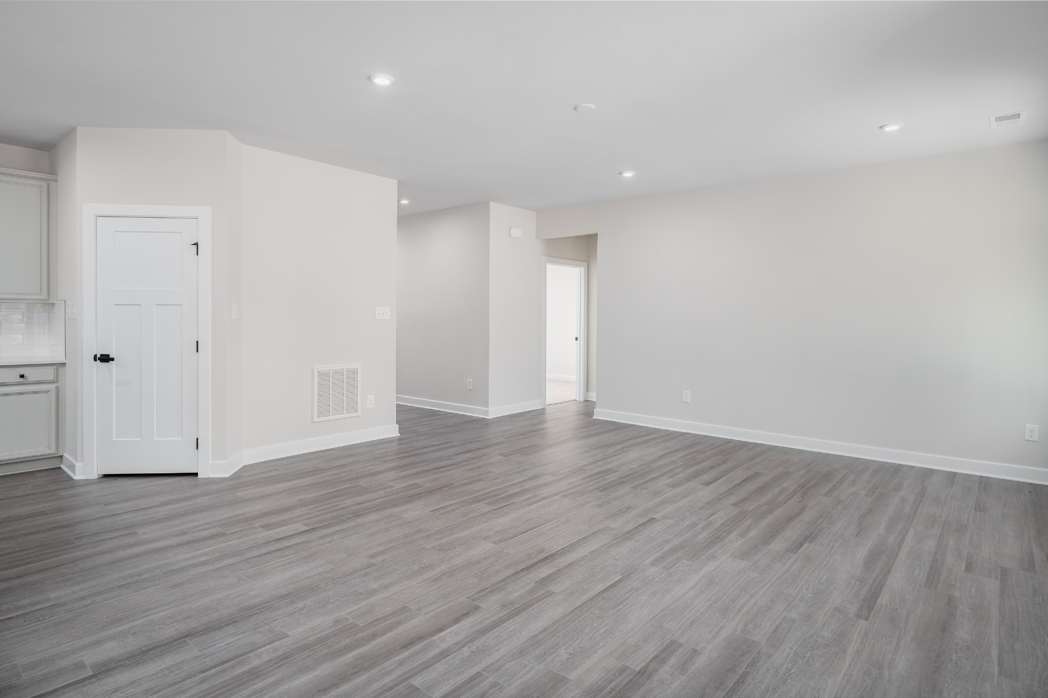 4421 Fairlight Lane