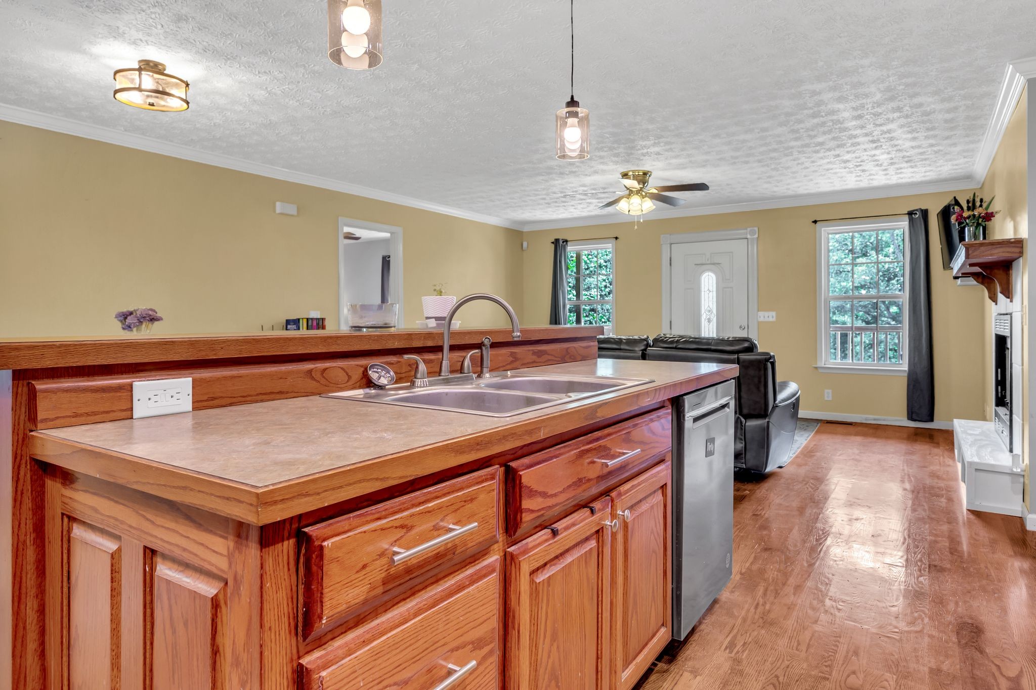 1450 Pleasant Hill Road