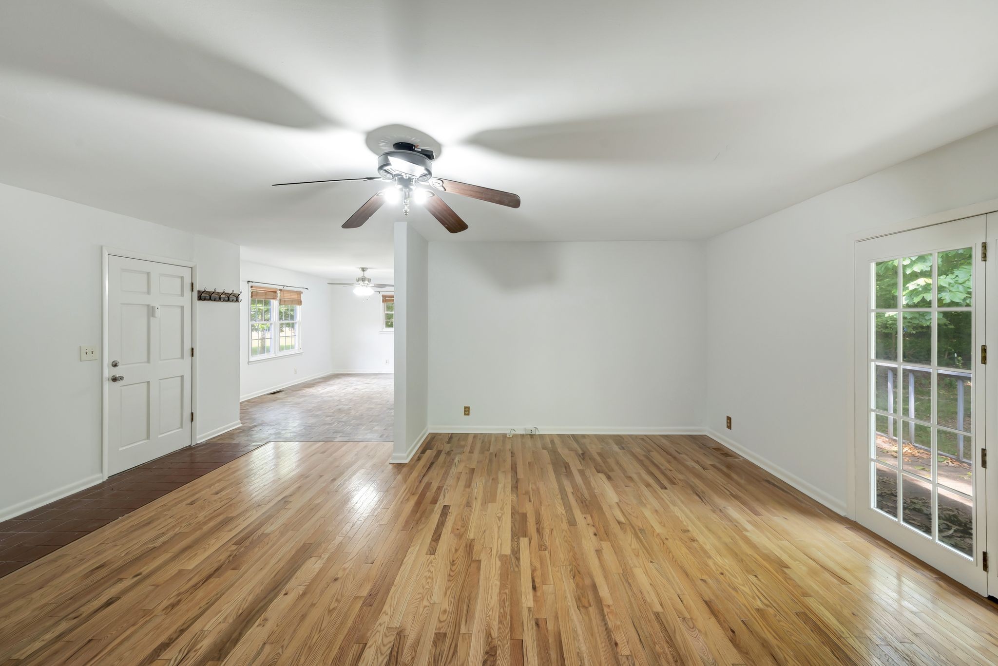 104 Foxland Dr