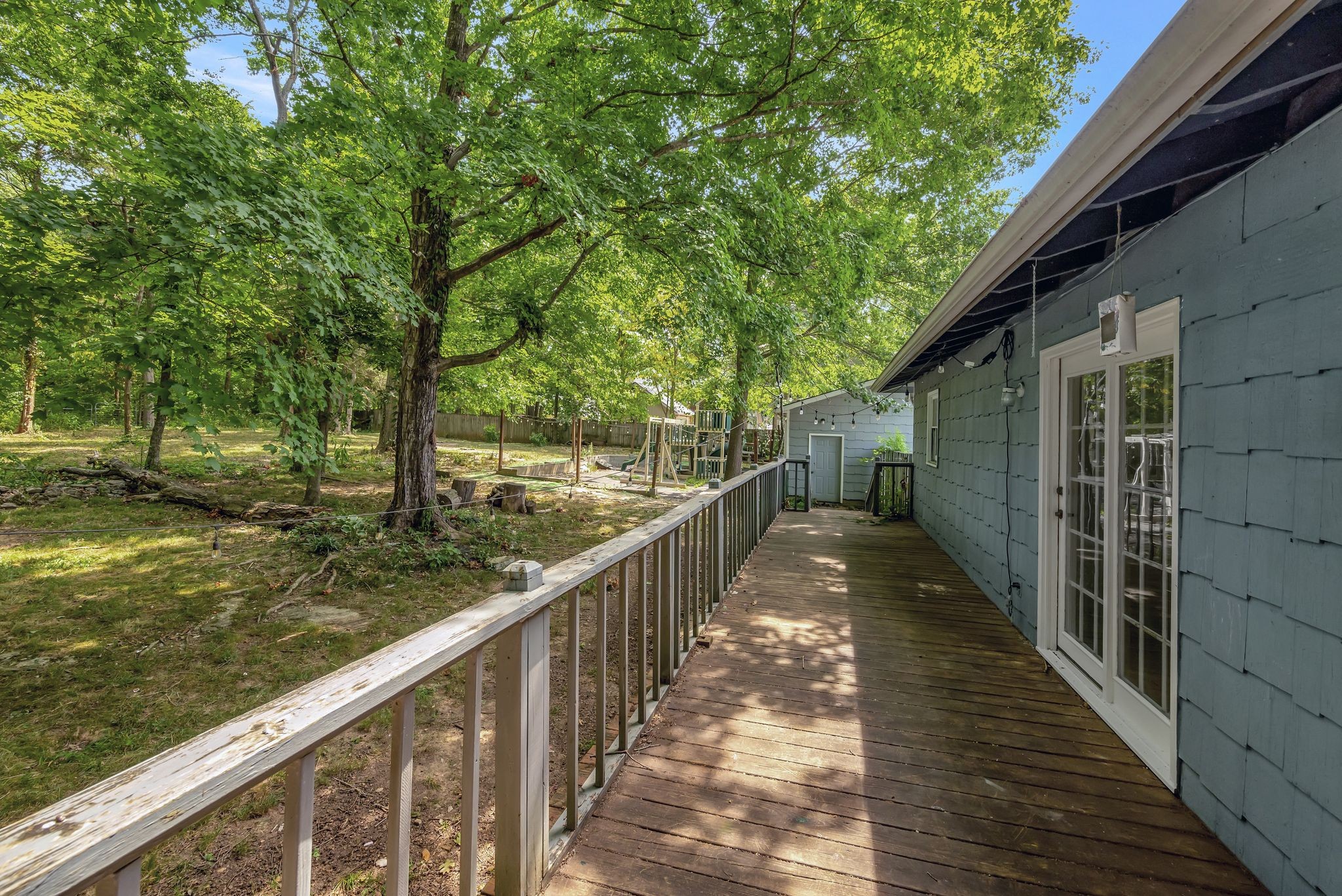 104 Foxland Dr