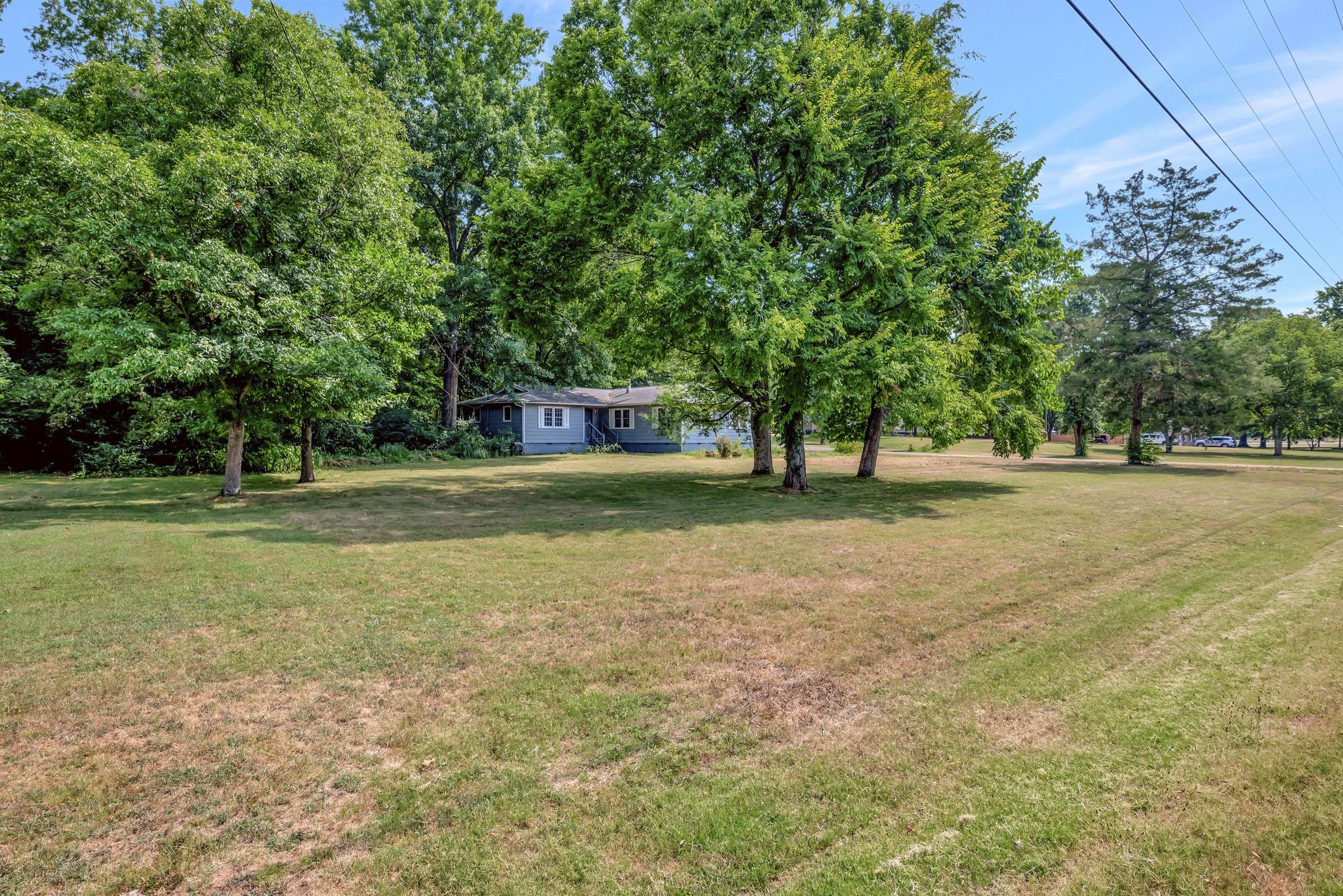 104 Foxland Dr