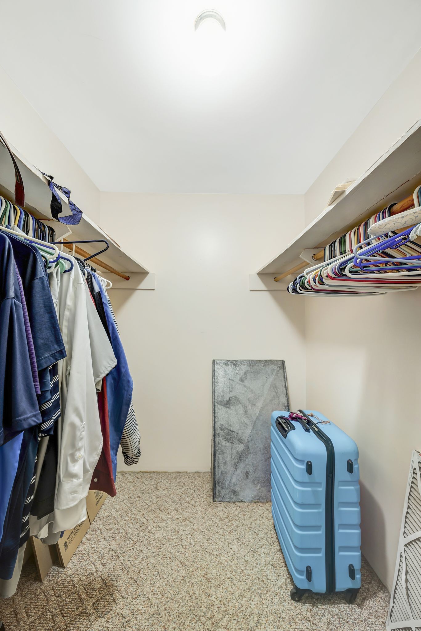 104 Foxland Dr