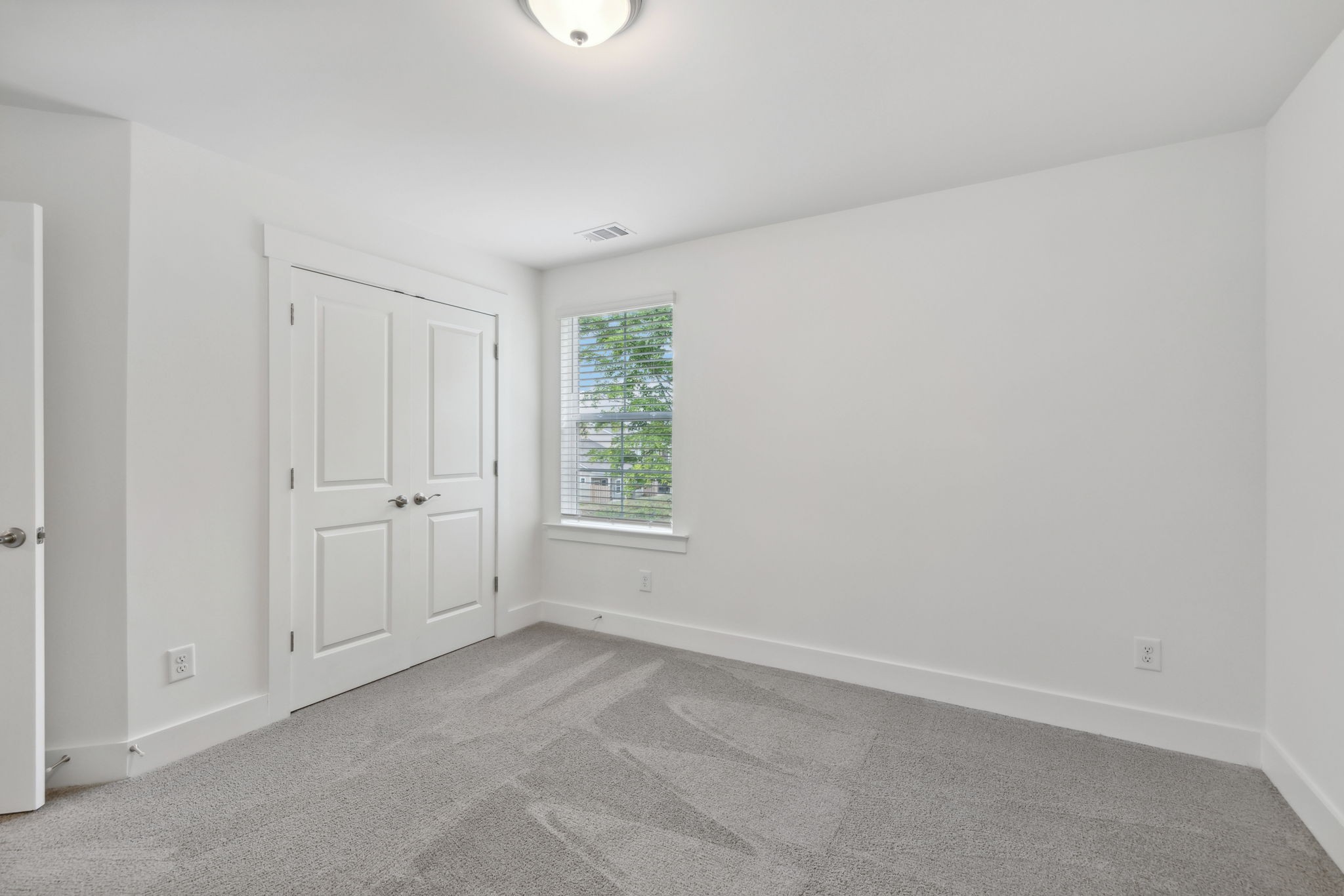 1019 Sweetleaf Dr