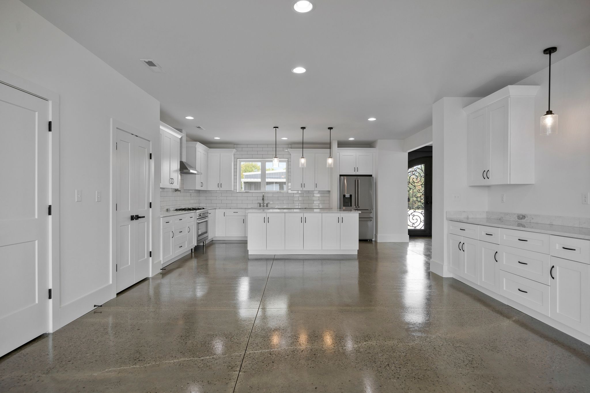 2900 Jackson Point Rd