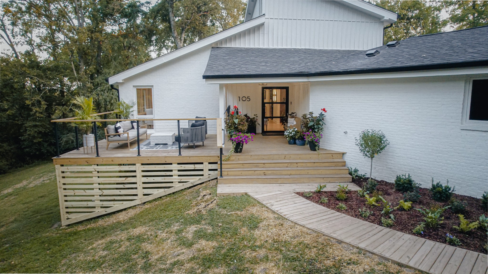 105 Fox Hill Ct