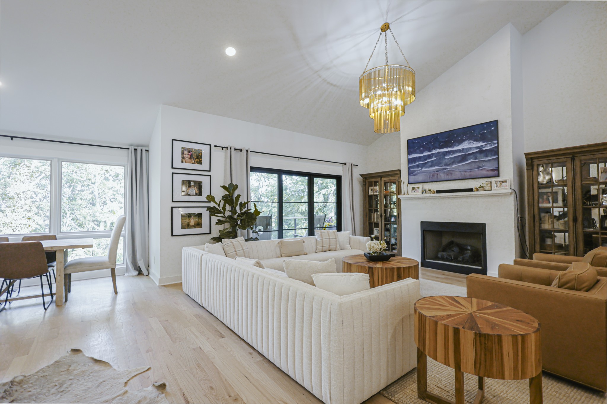 105 Fox Hill Ct