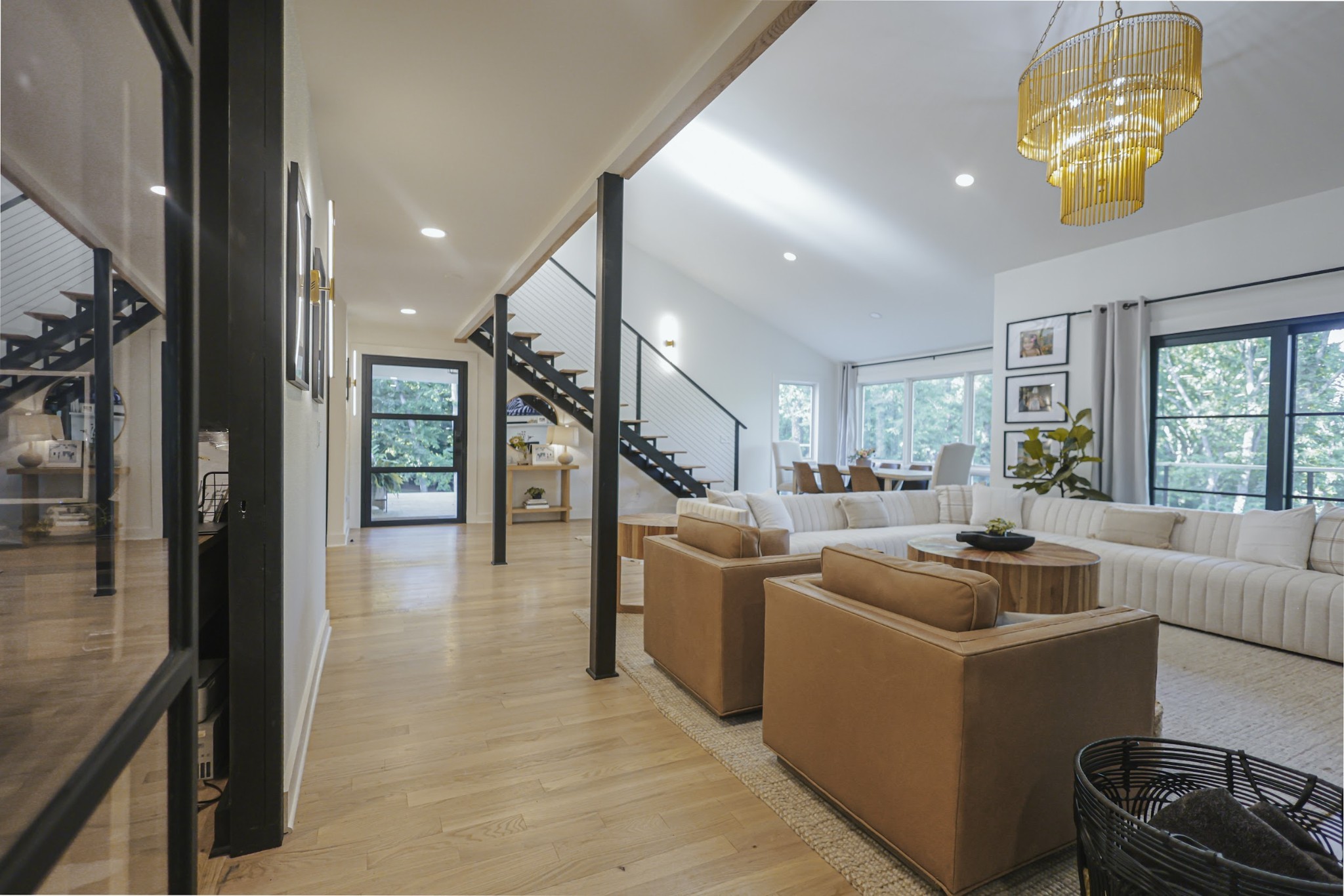 105 Fox Hill Ct