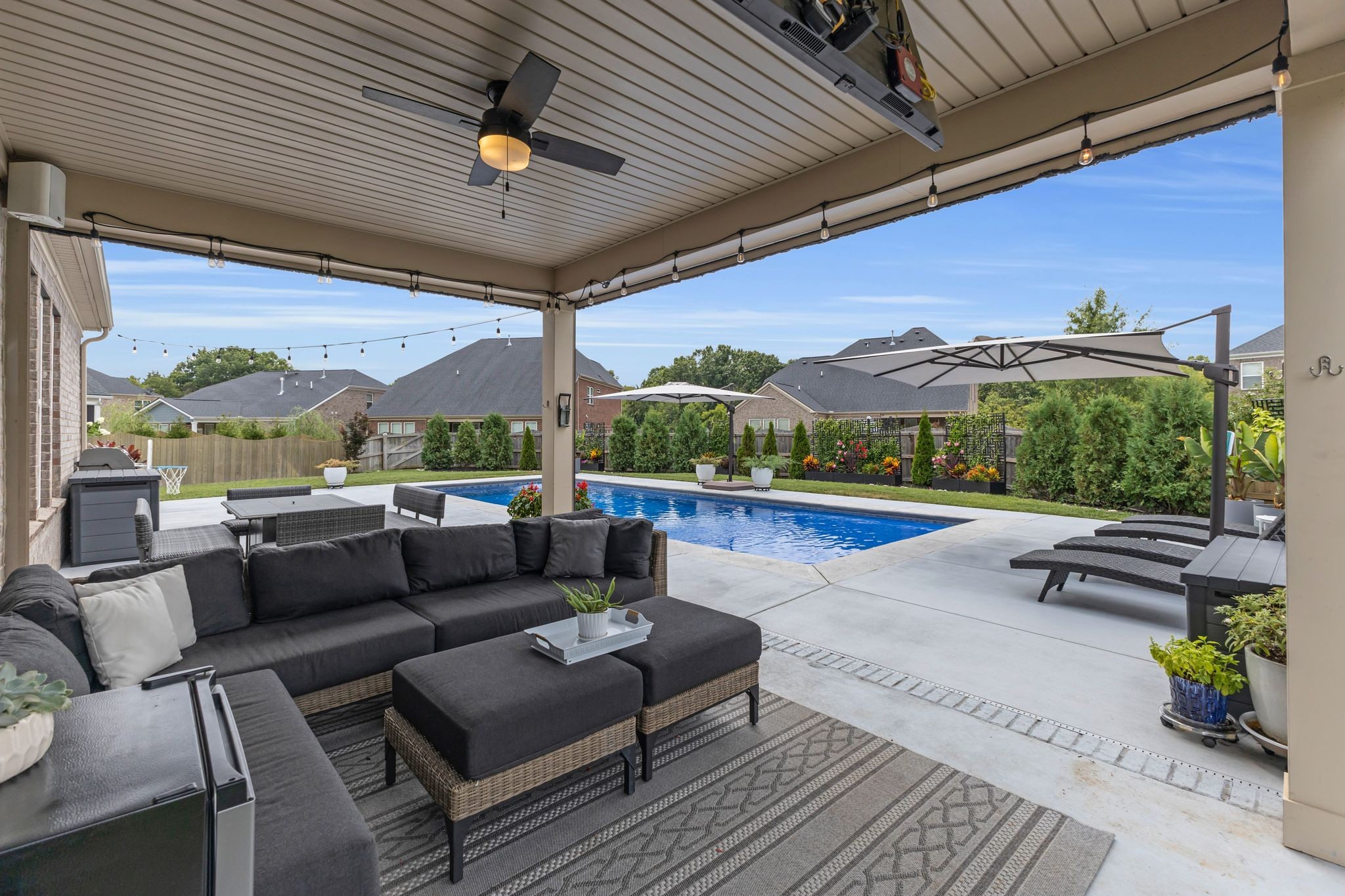 812 Stone Meadow Ct