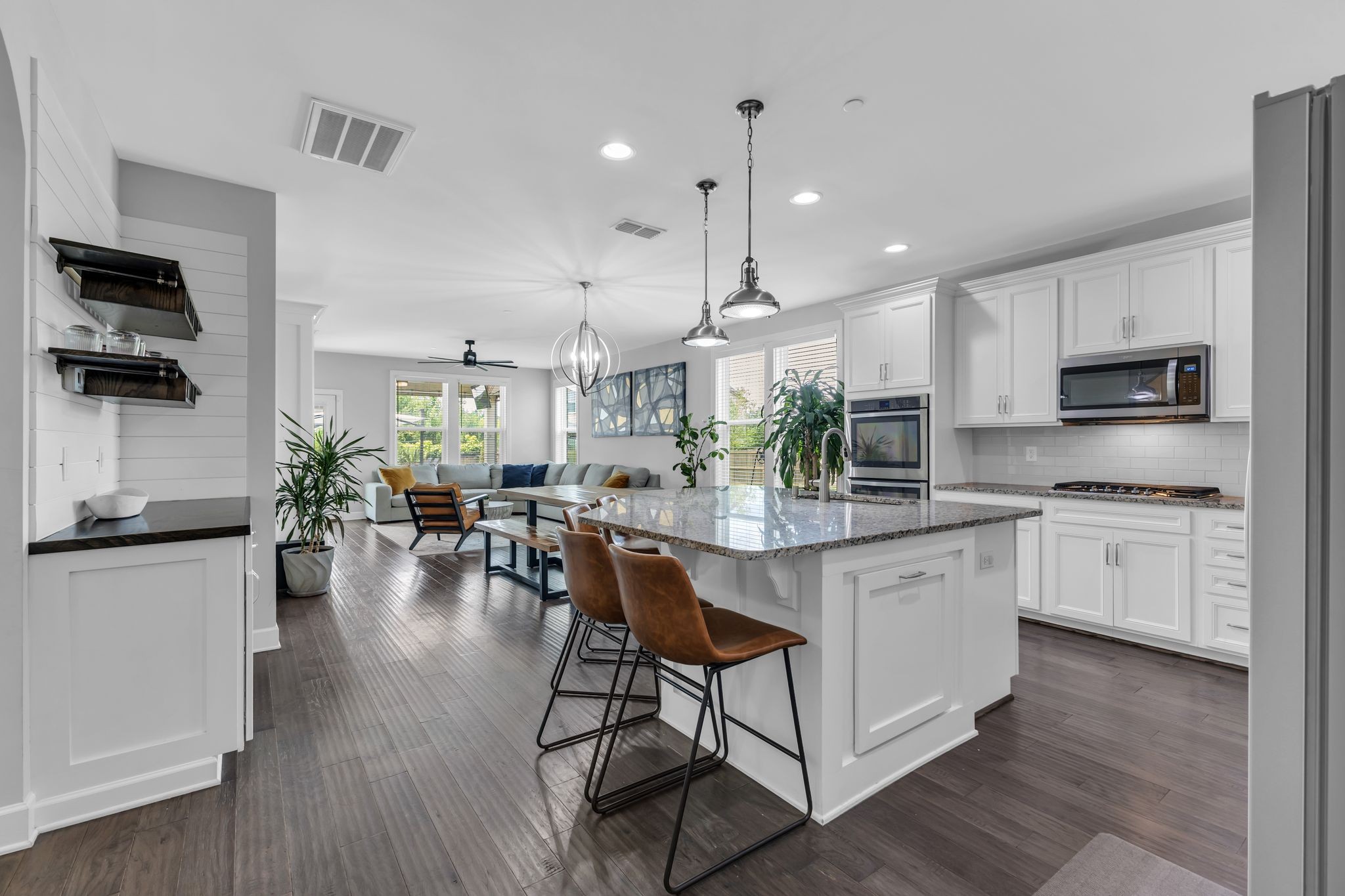 812 Stone Meadow Ct