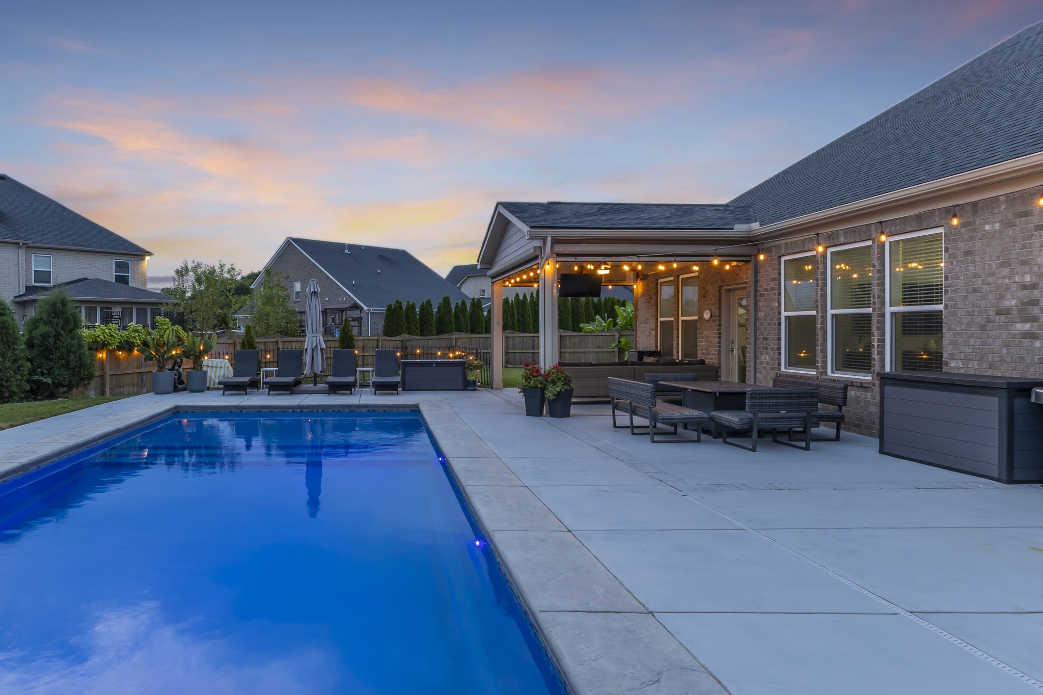 812 Stone Meadow Ct
