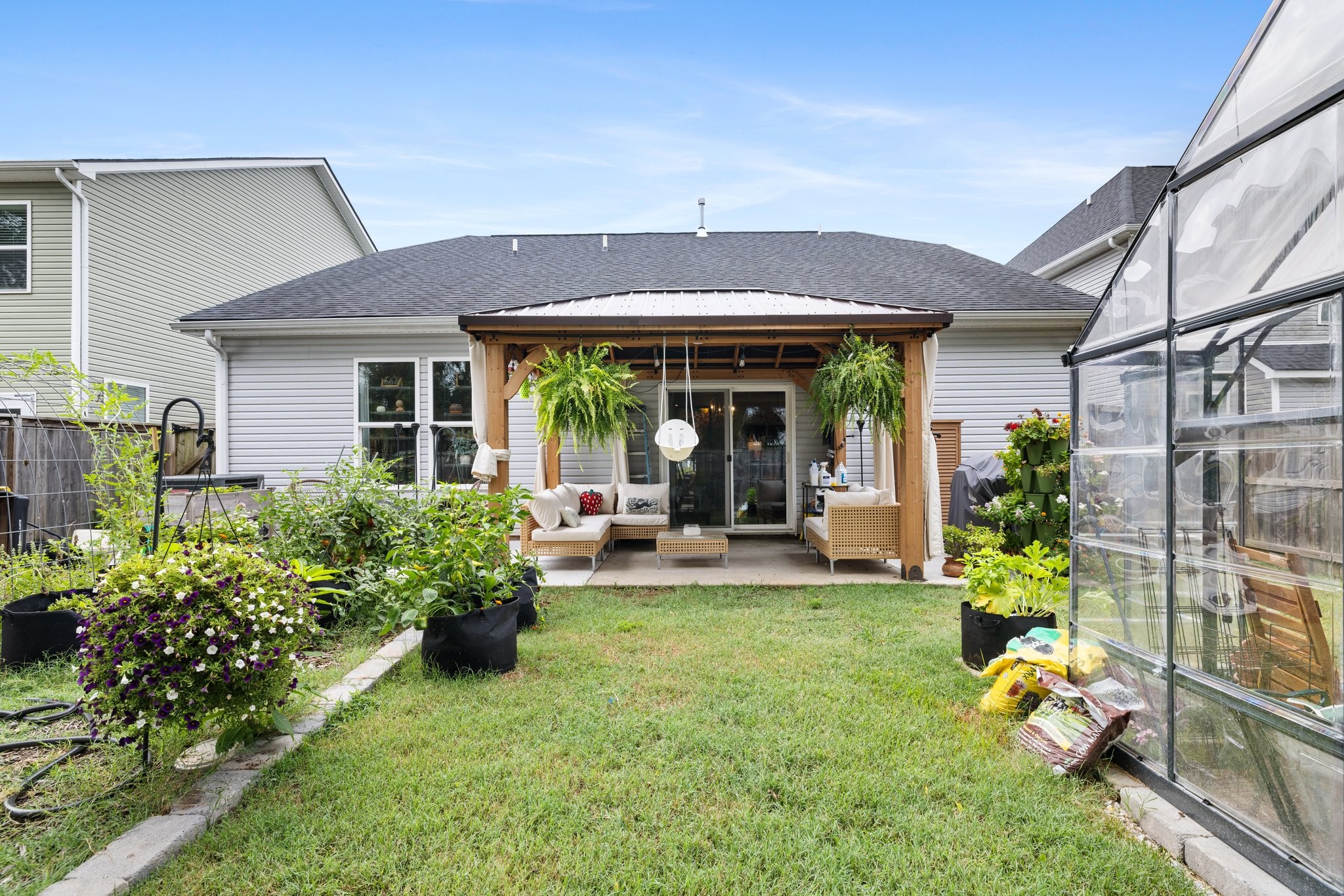 2618 Miranda Dr