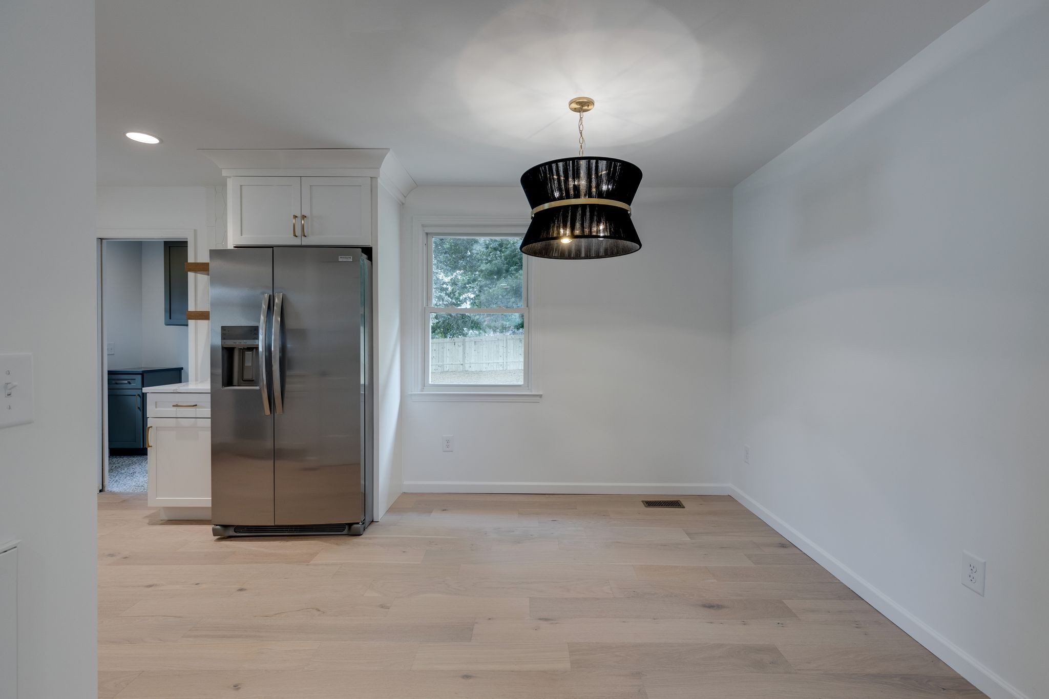 625 W Meade Blvd