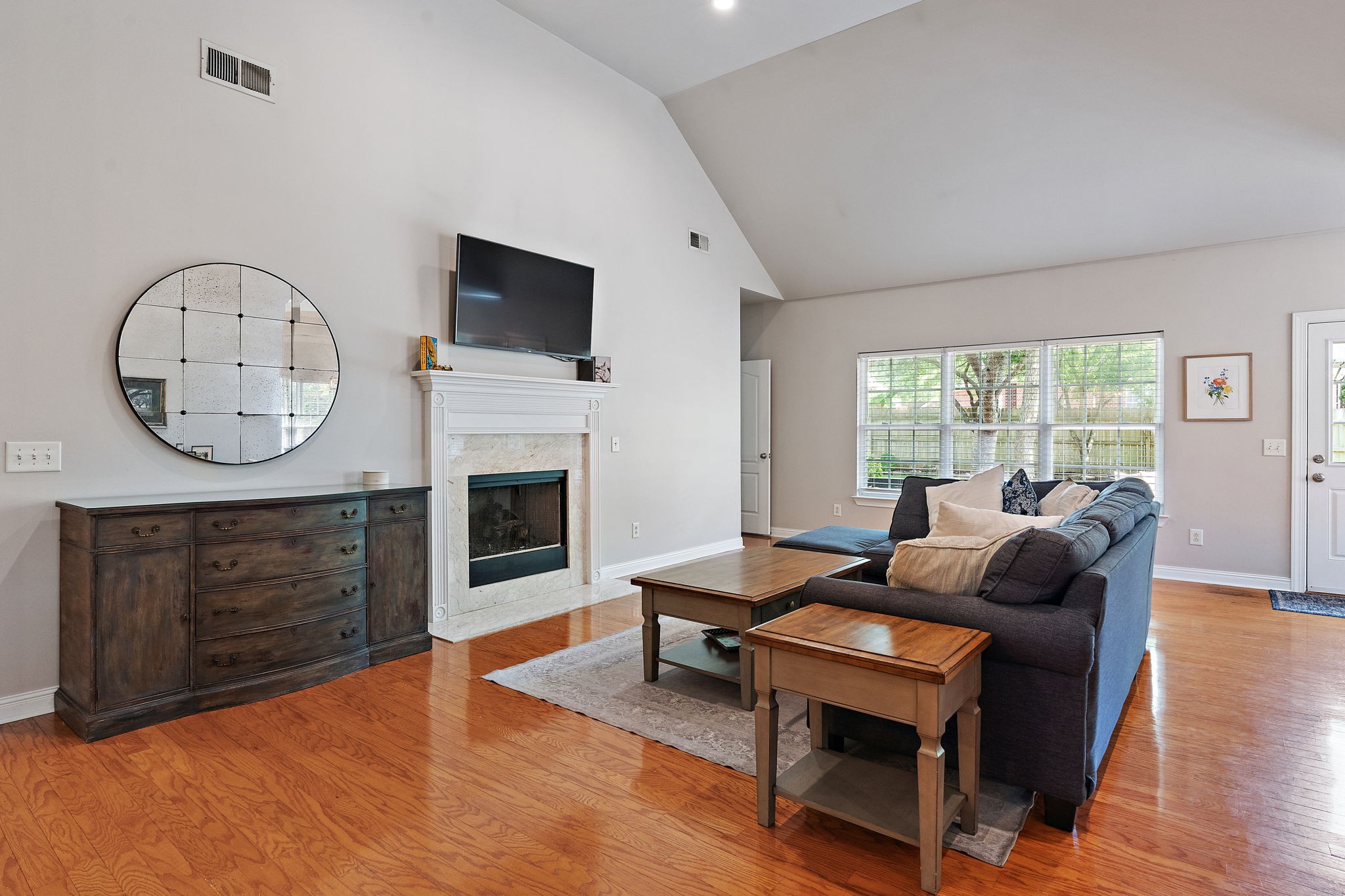 511 Bancroft Way