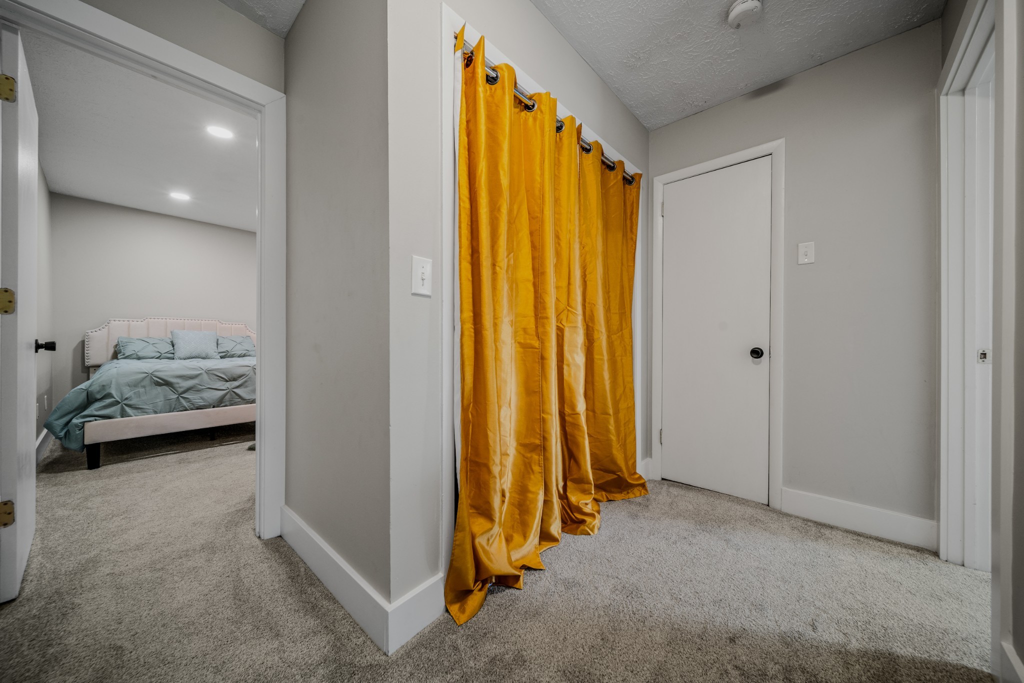 301 Deerpoint Dr