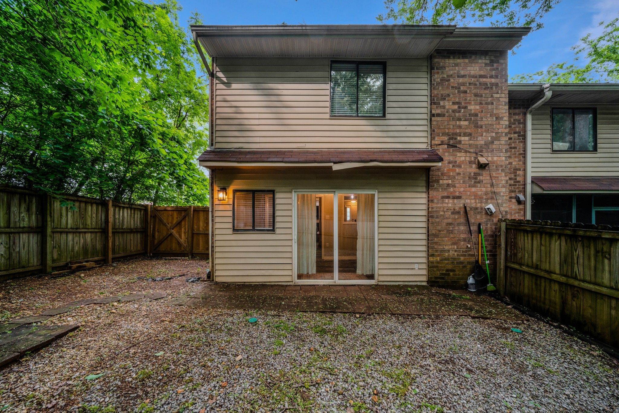 301 Deerpoint Dr