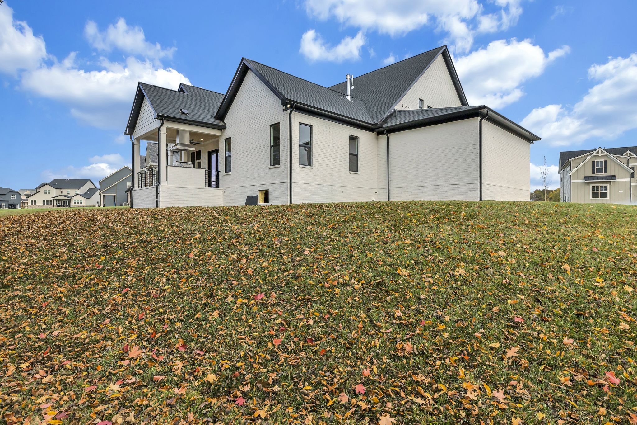 5411 Maroon Dr