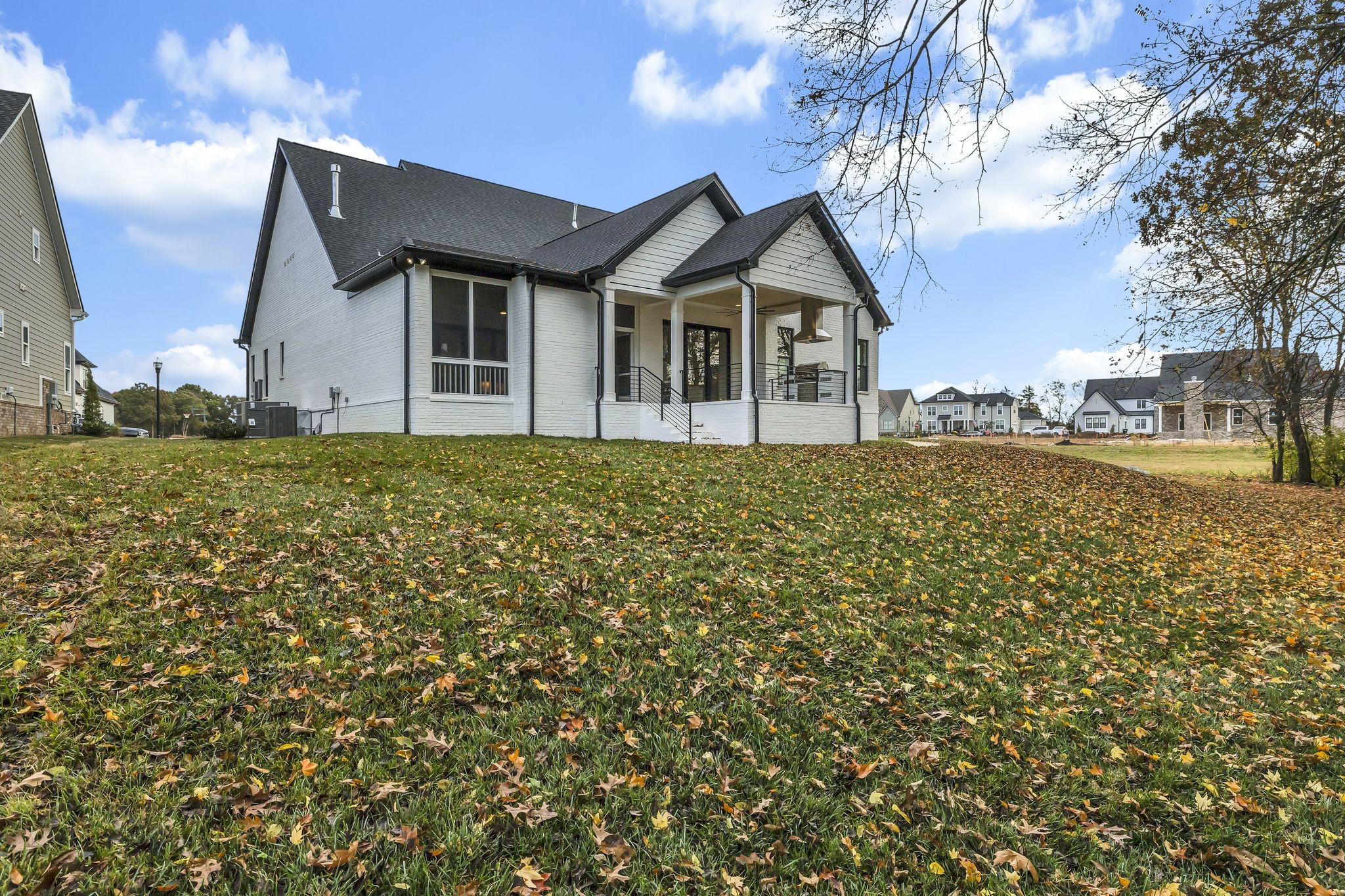 5411 Maroon Dr