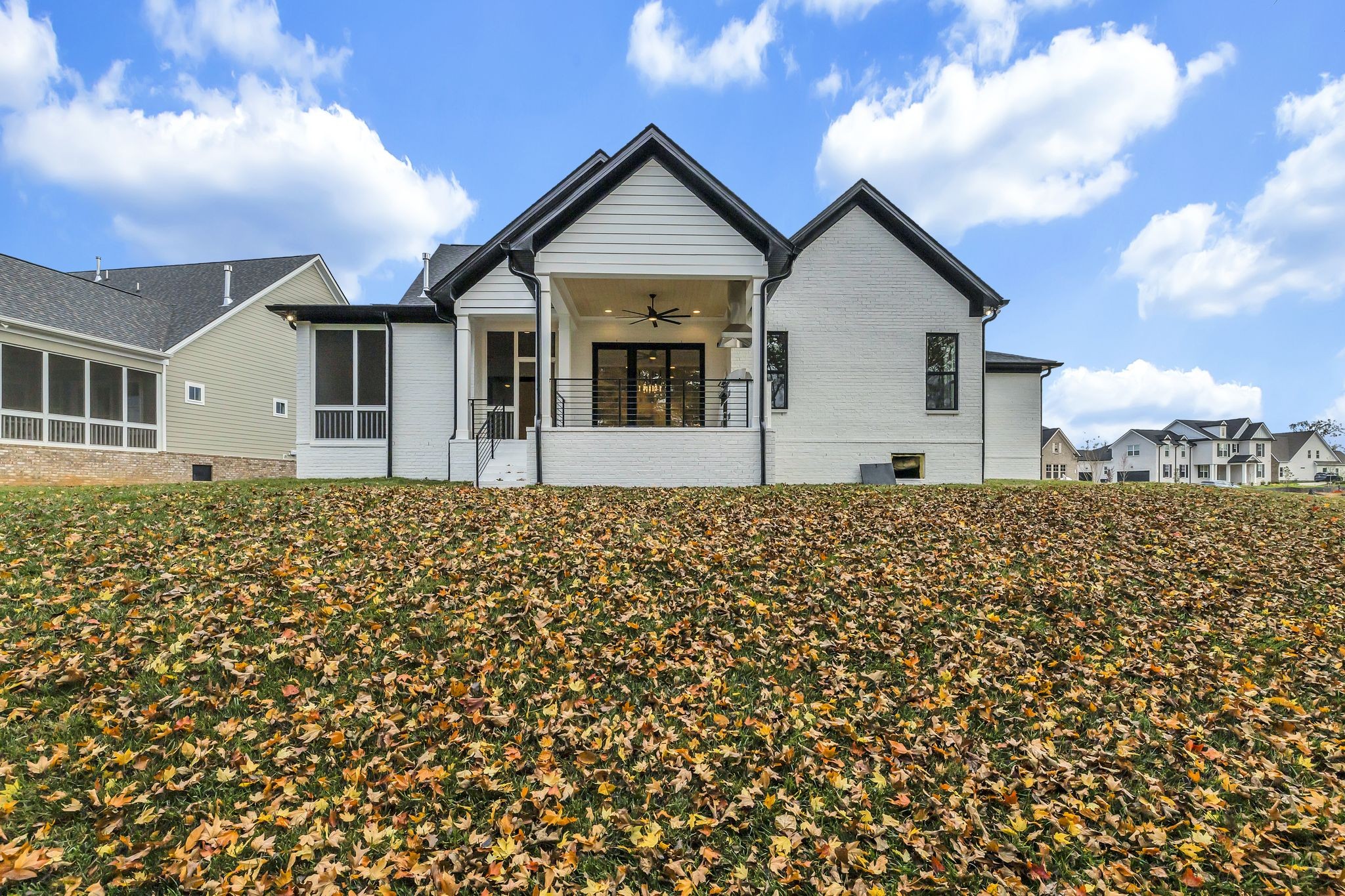 5411 Maroon Dr