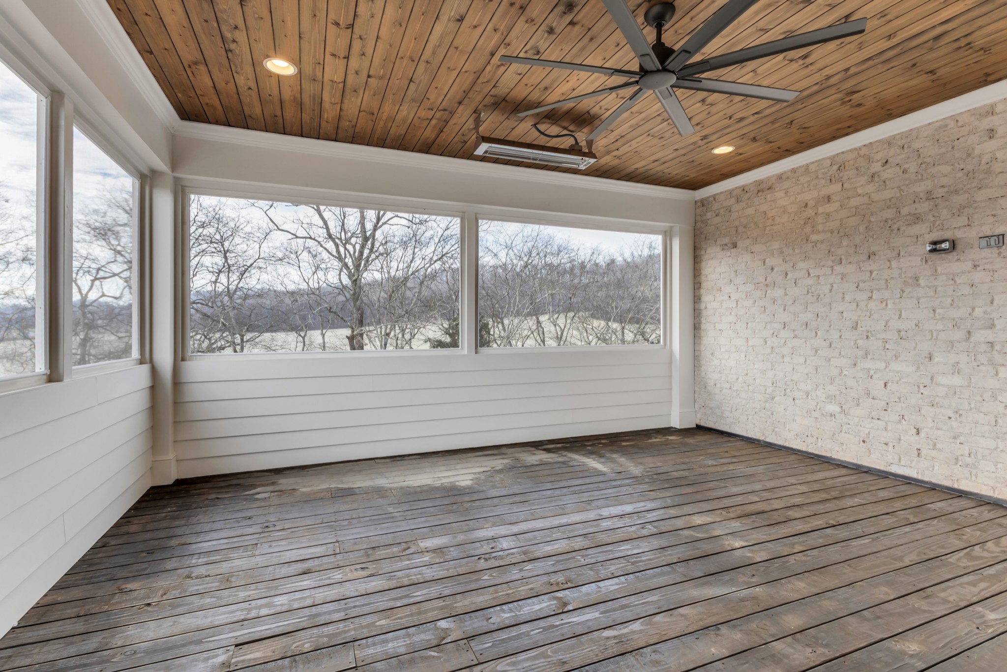 7036 Kinderhook Rd