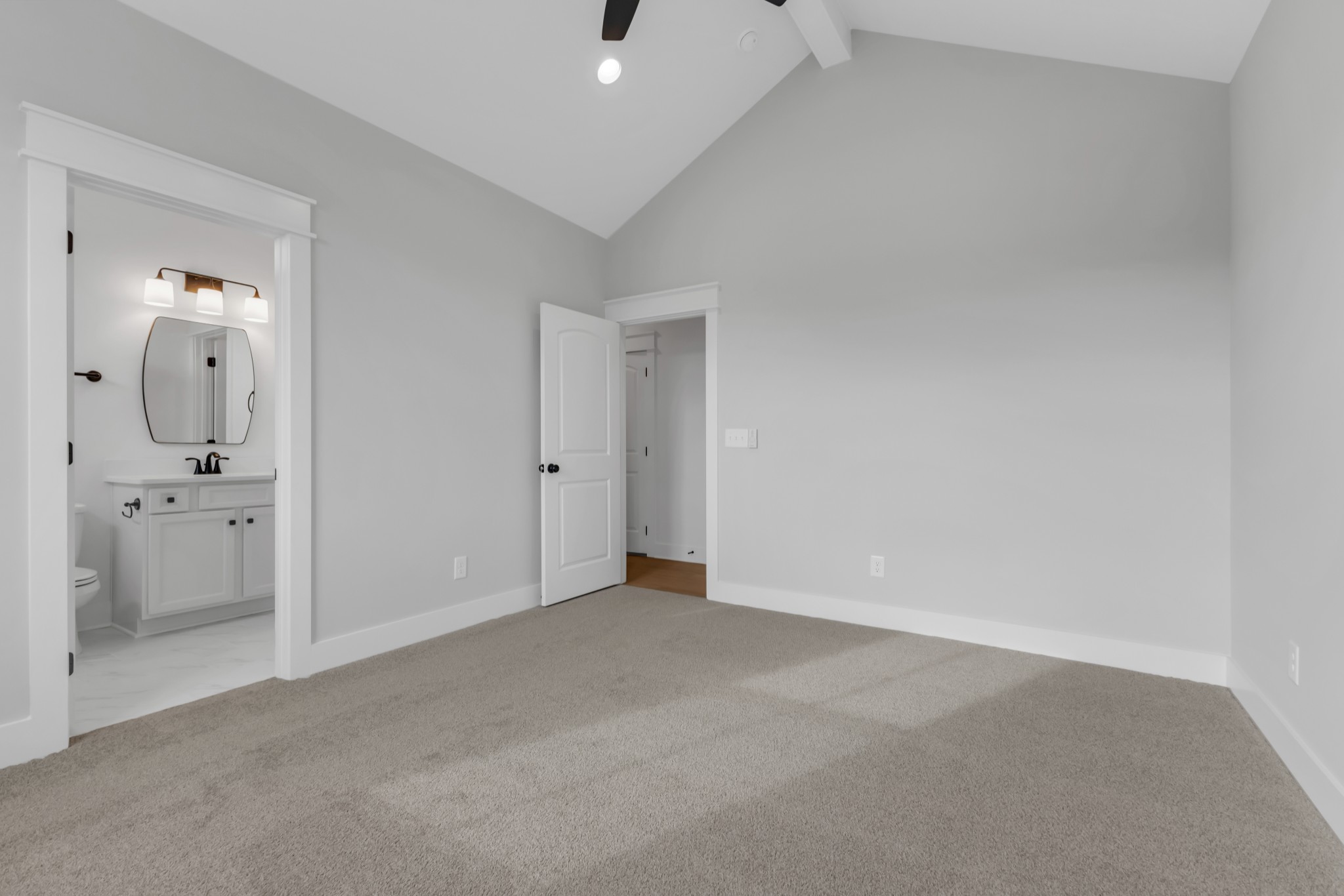 7036 Kinderhook Rd