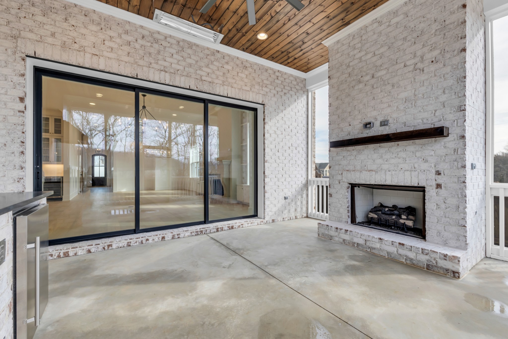 7036 Kinderhook Rd
