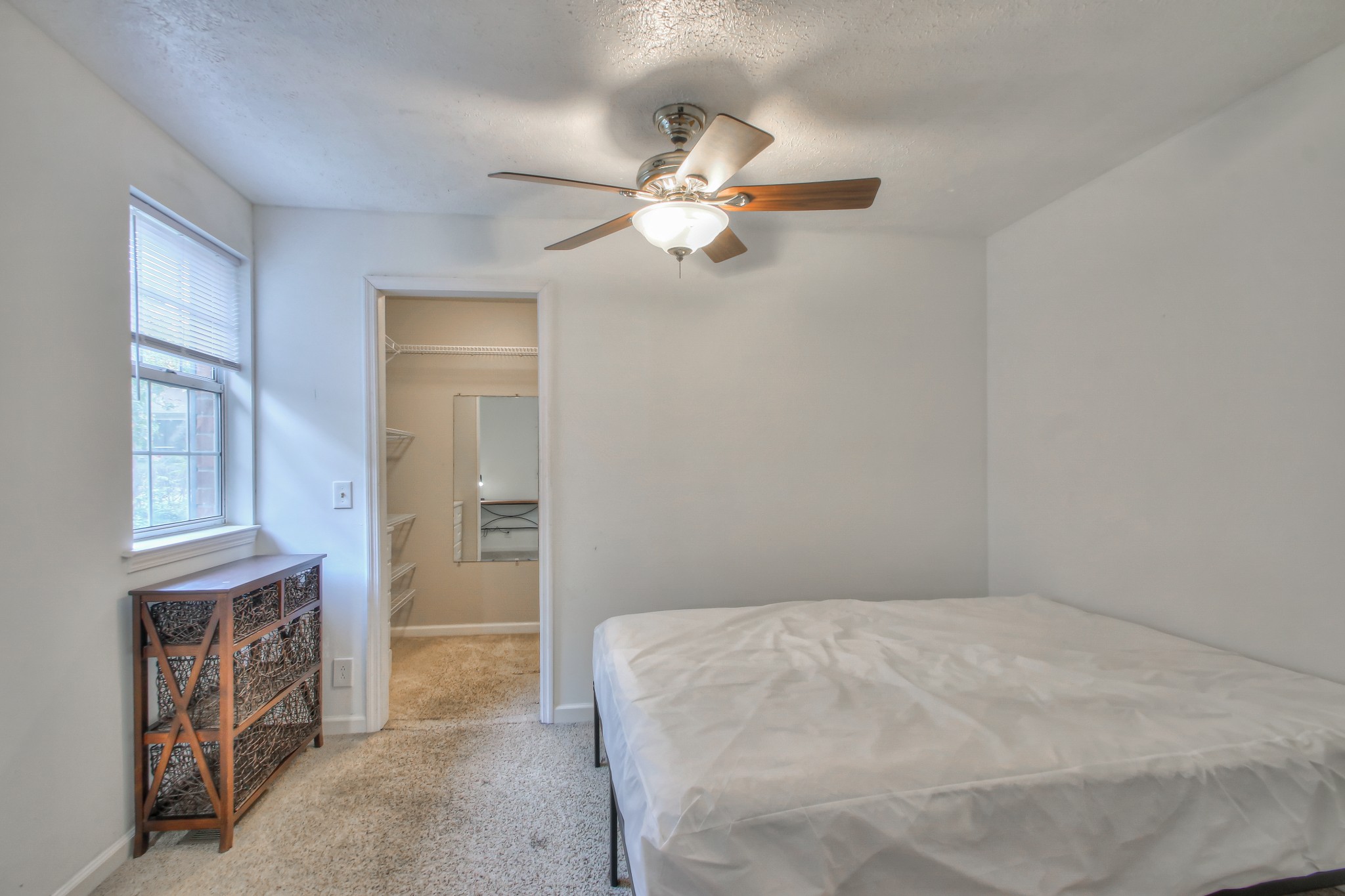 1714B Villa Pl