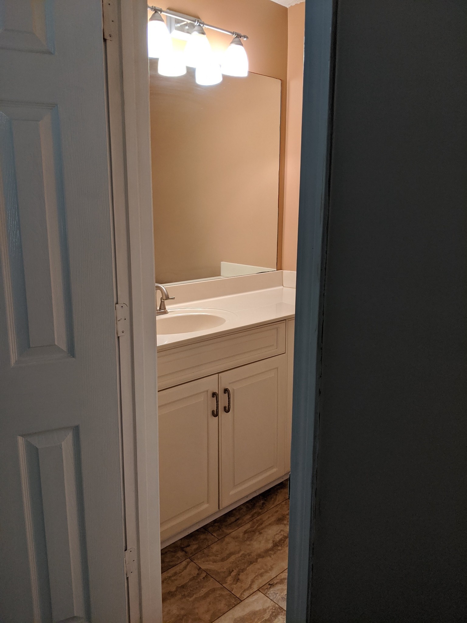 802 E Main St Unit: 20