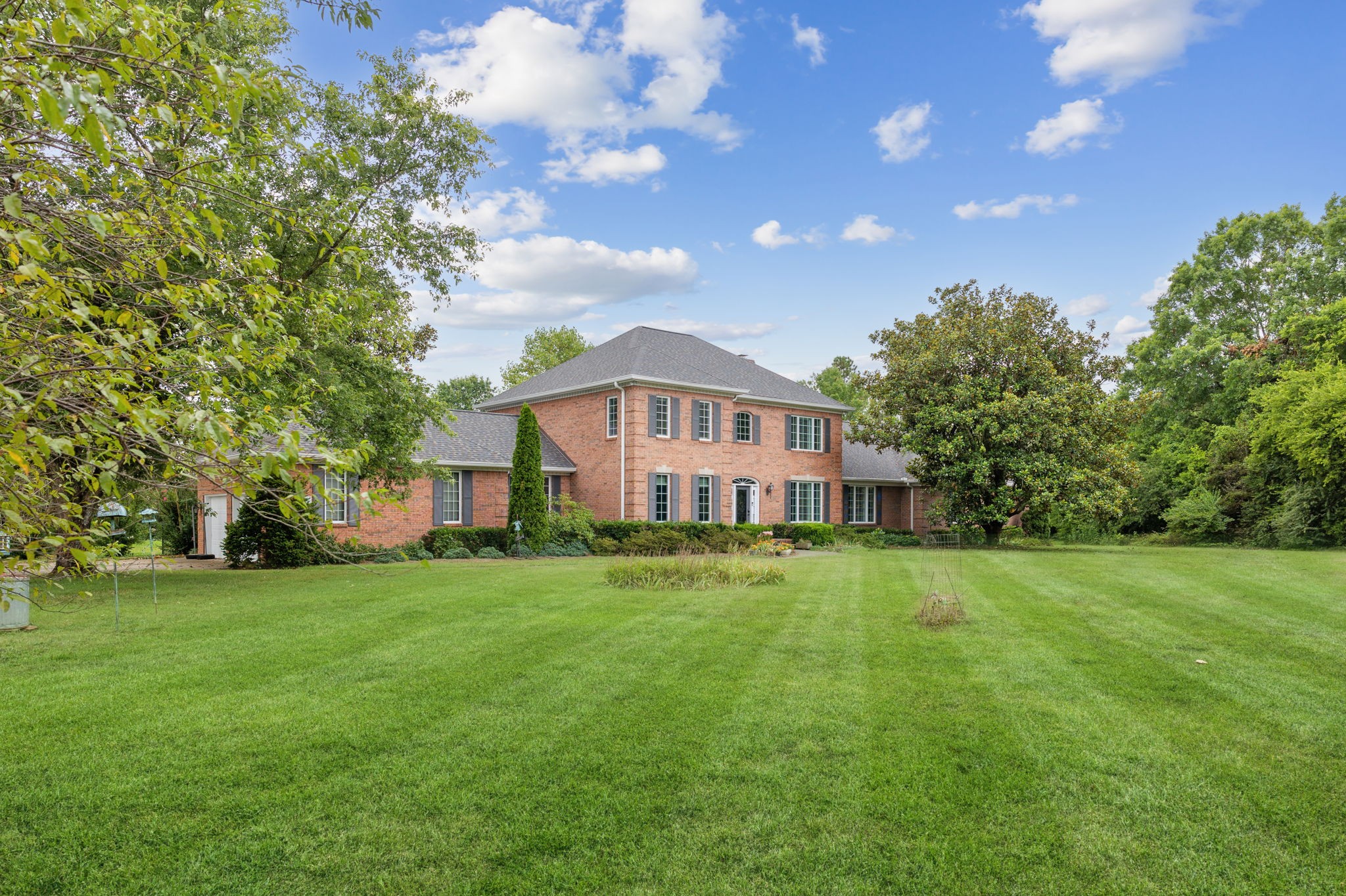 6711 Midland Rd