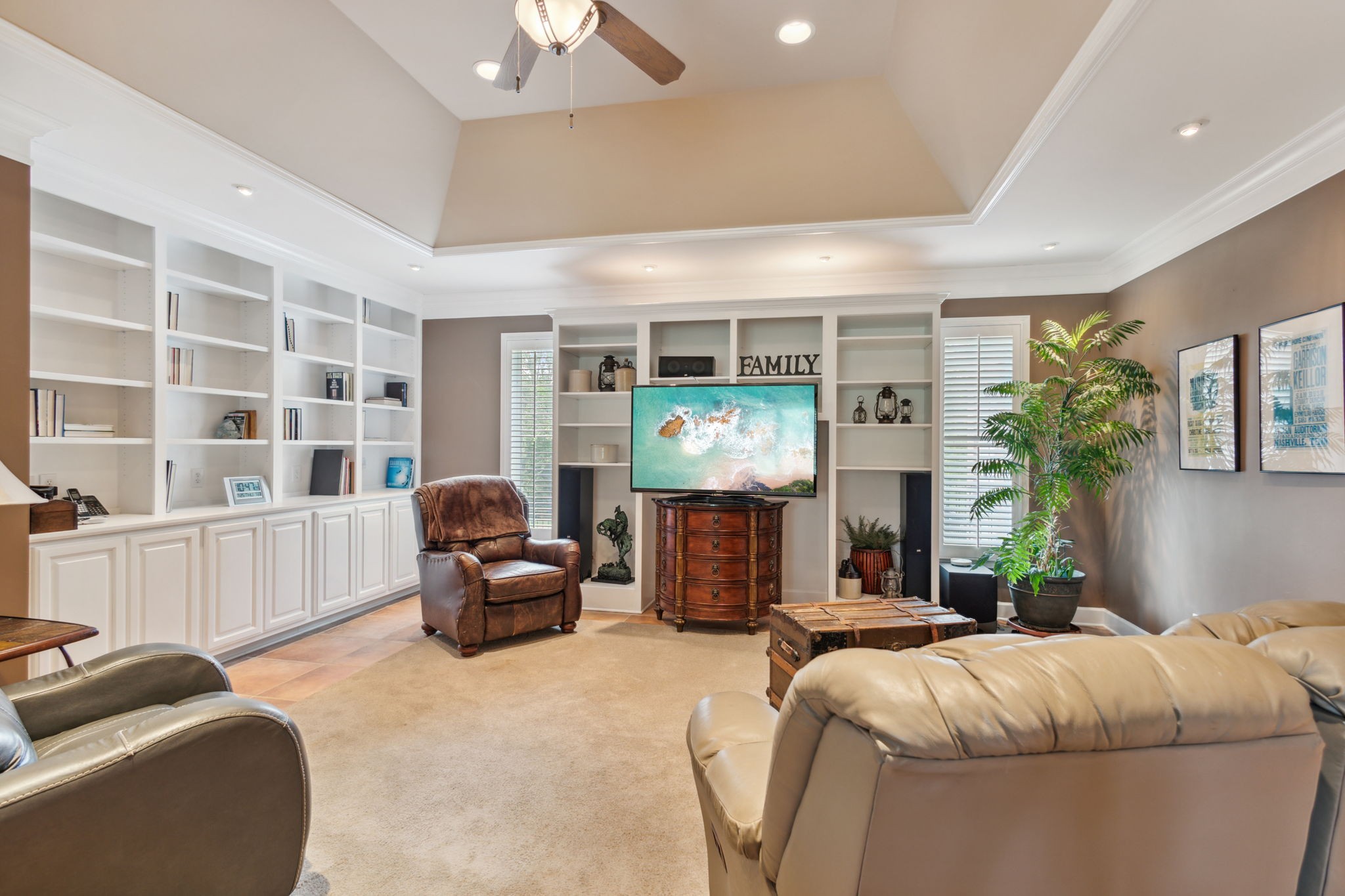 6711 Midland Rd