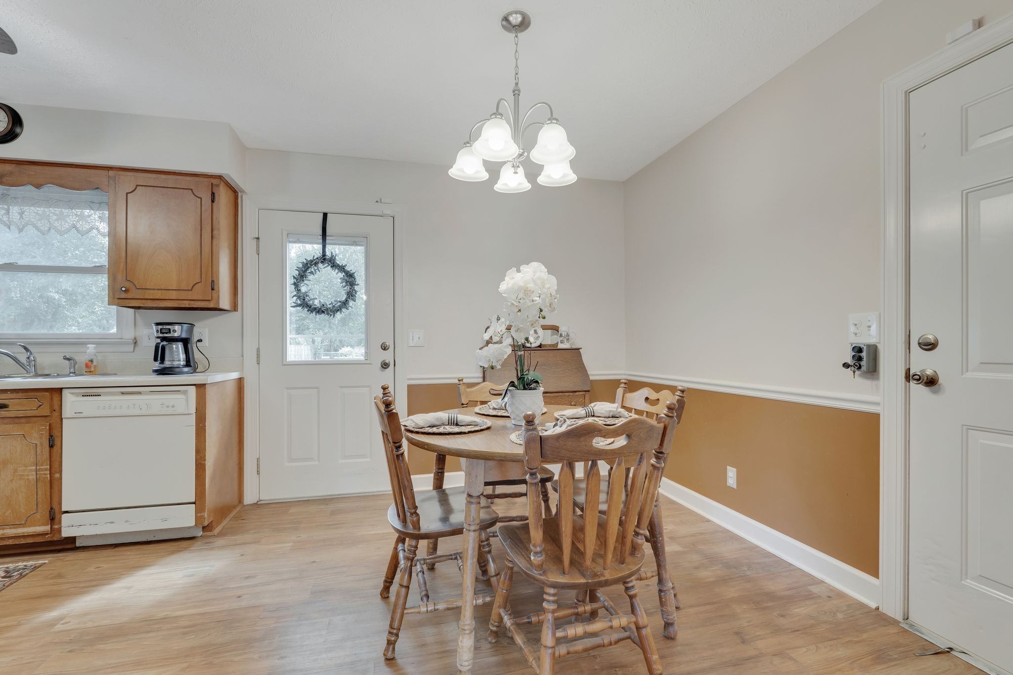 314 Shadowbrook Dr