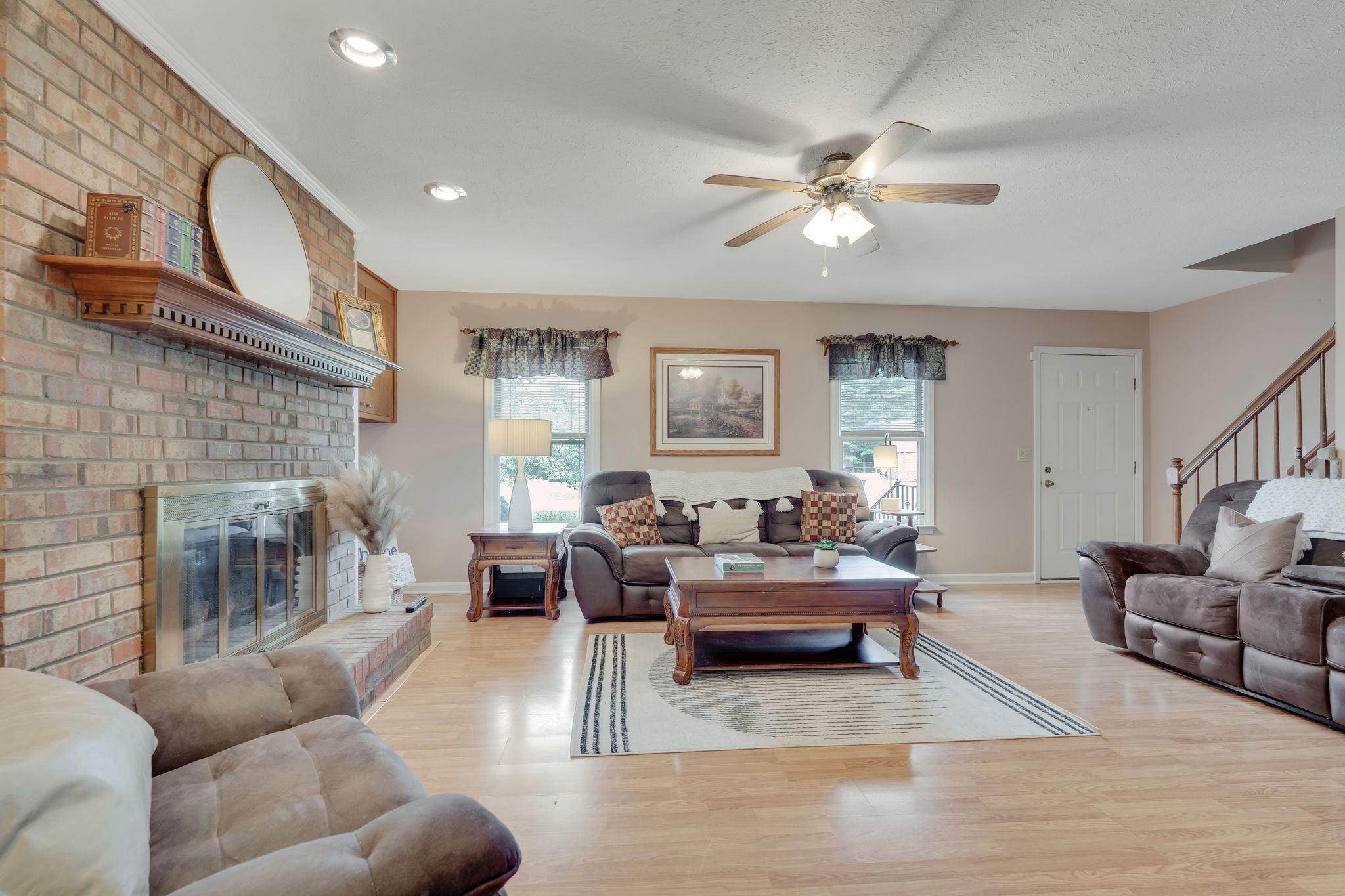 314 Shadowbrook Dr