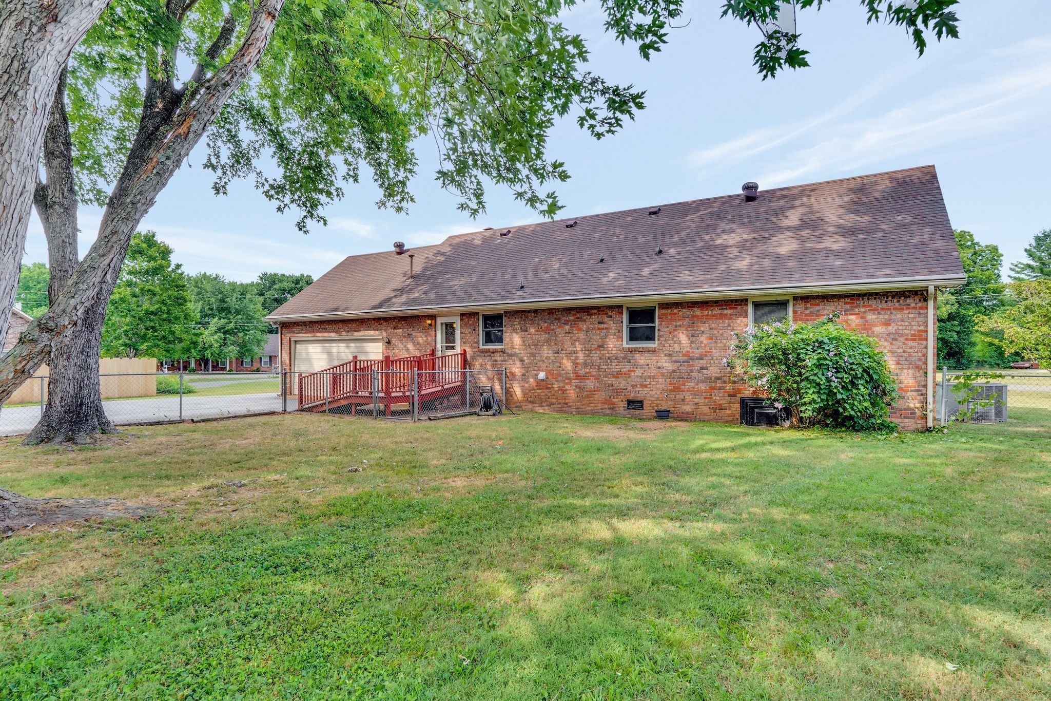 314 Shadowbrook Dr