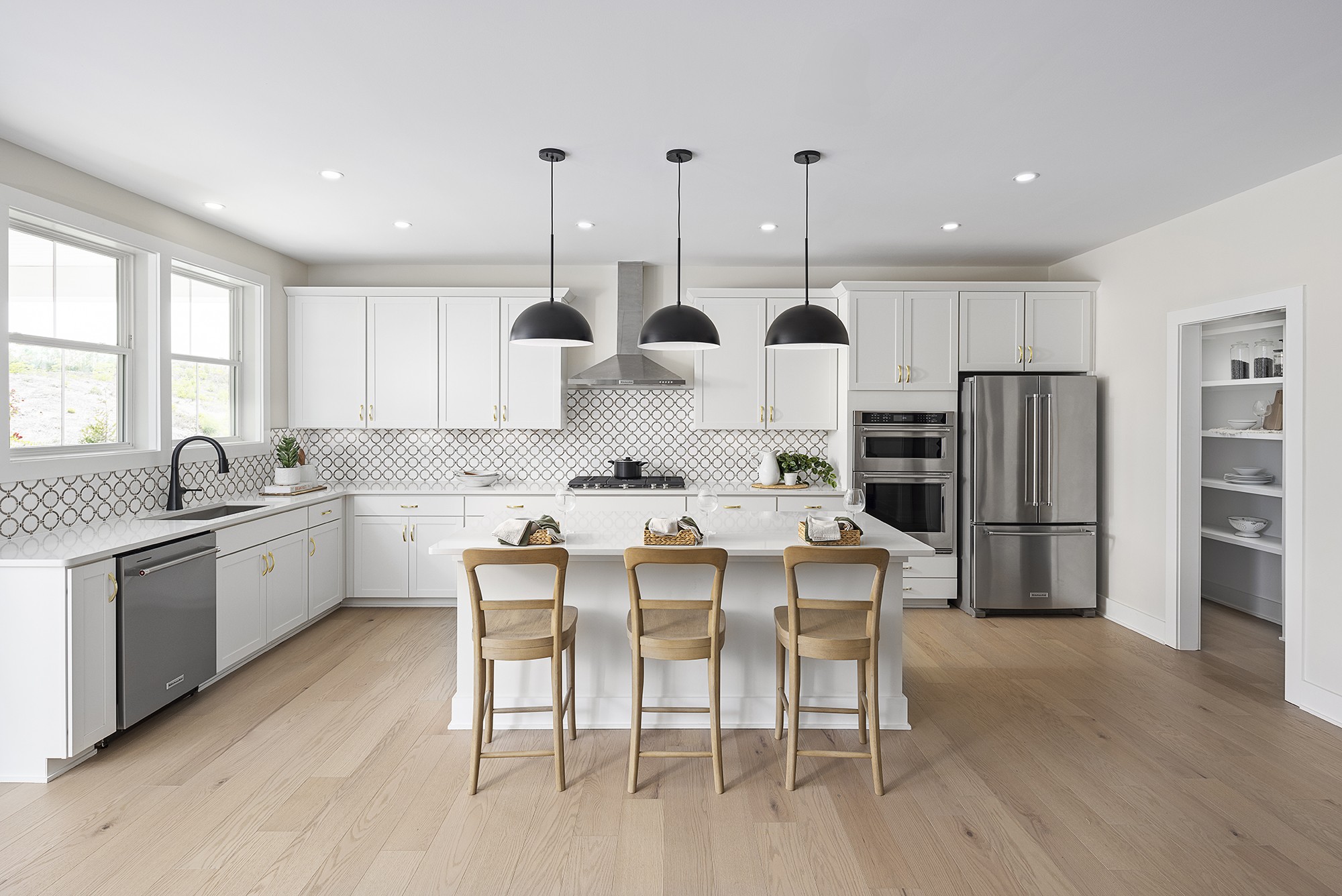 453 Tomlinson Pointe