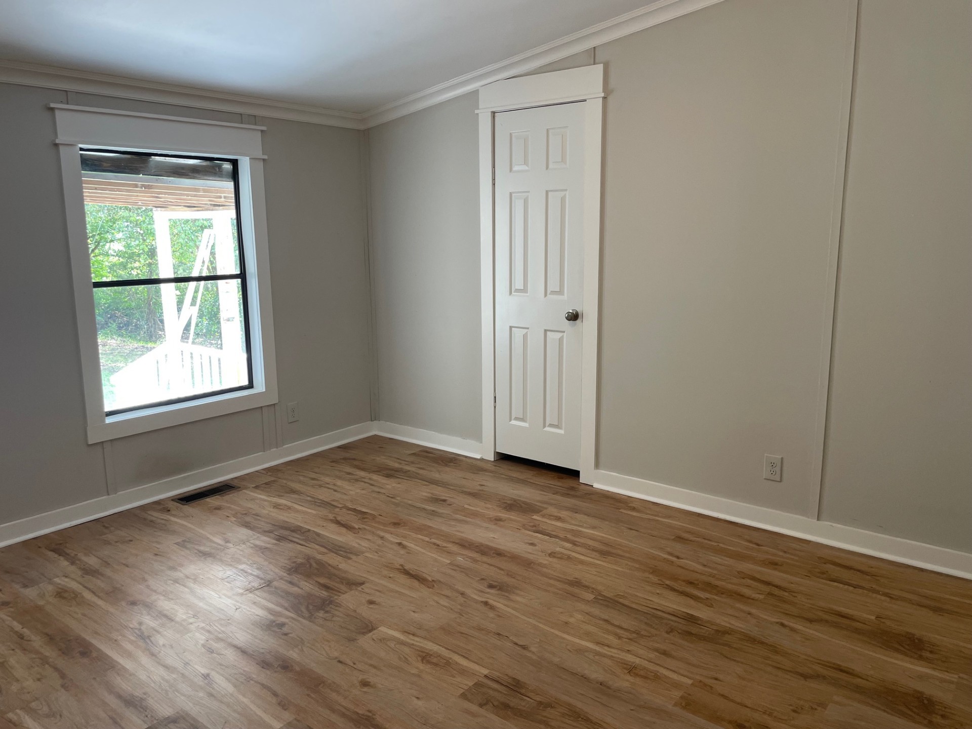 428 Hayes Ridge Rd
