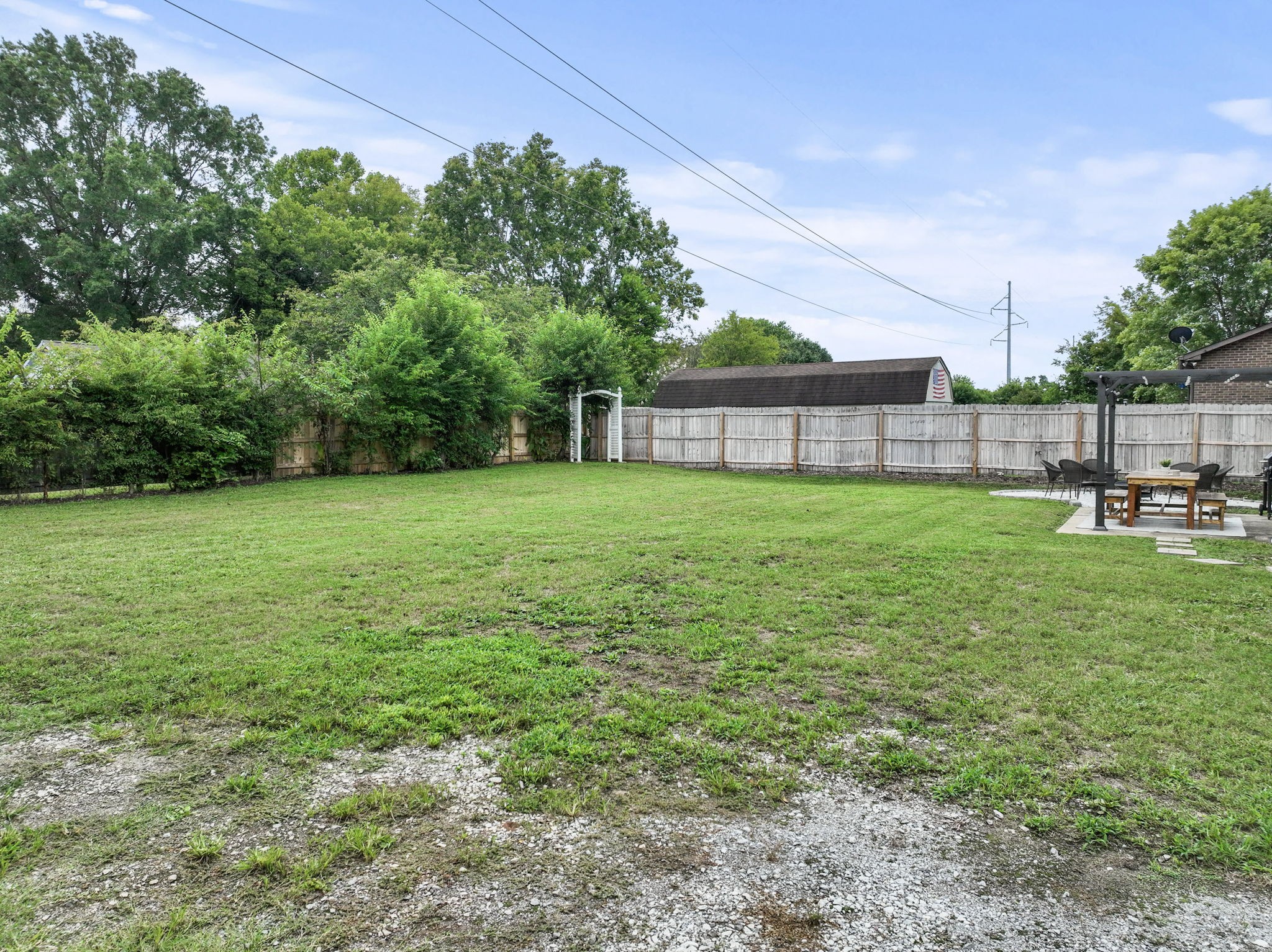 109 Luckett Pl