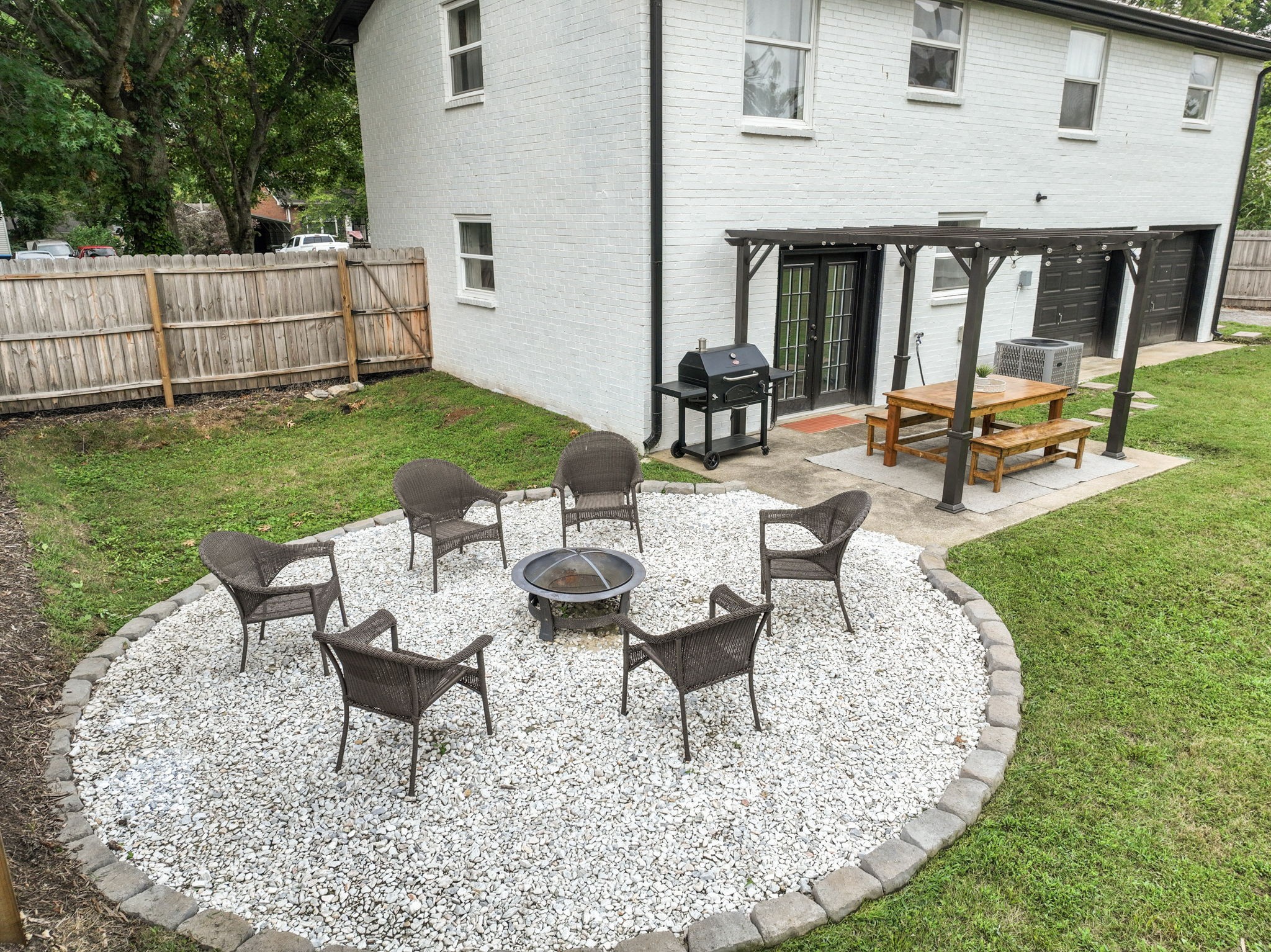 109 Luckett Pl