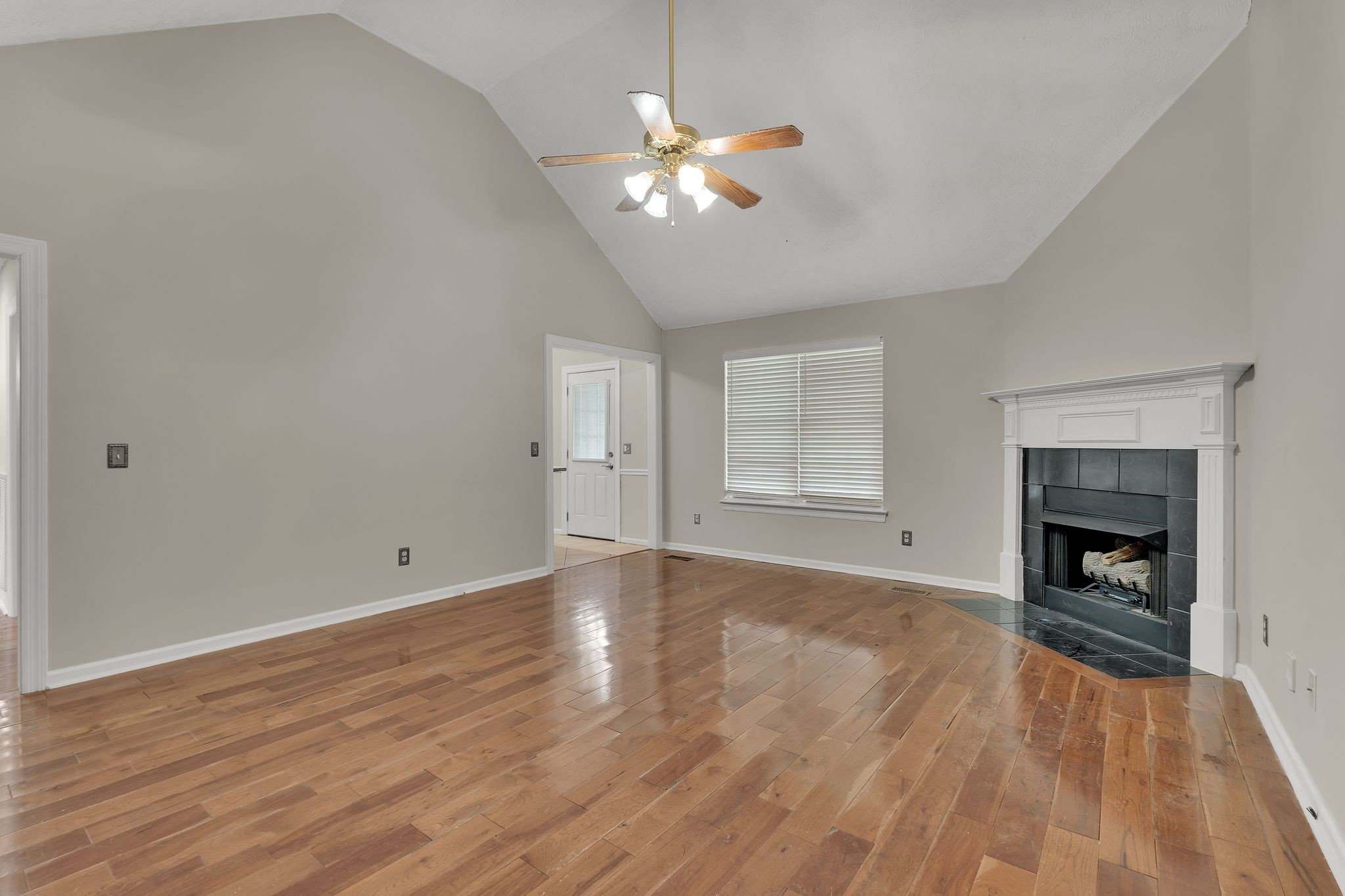 117 Blade Ct