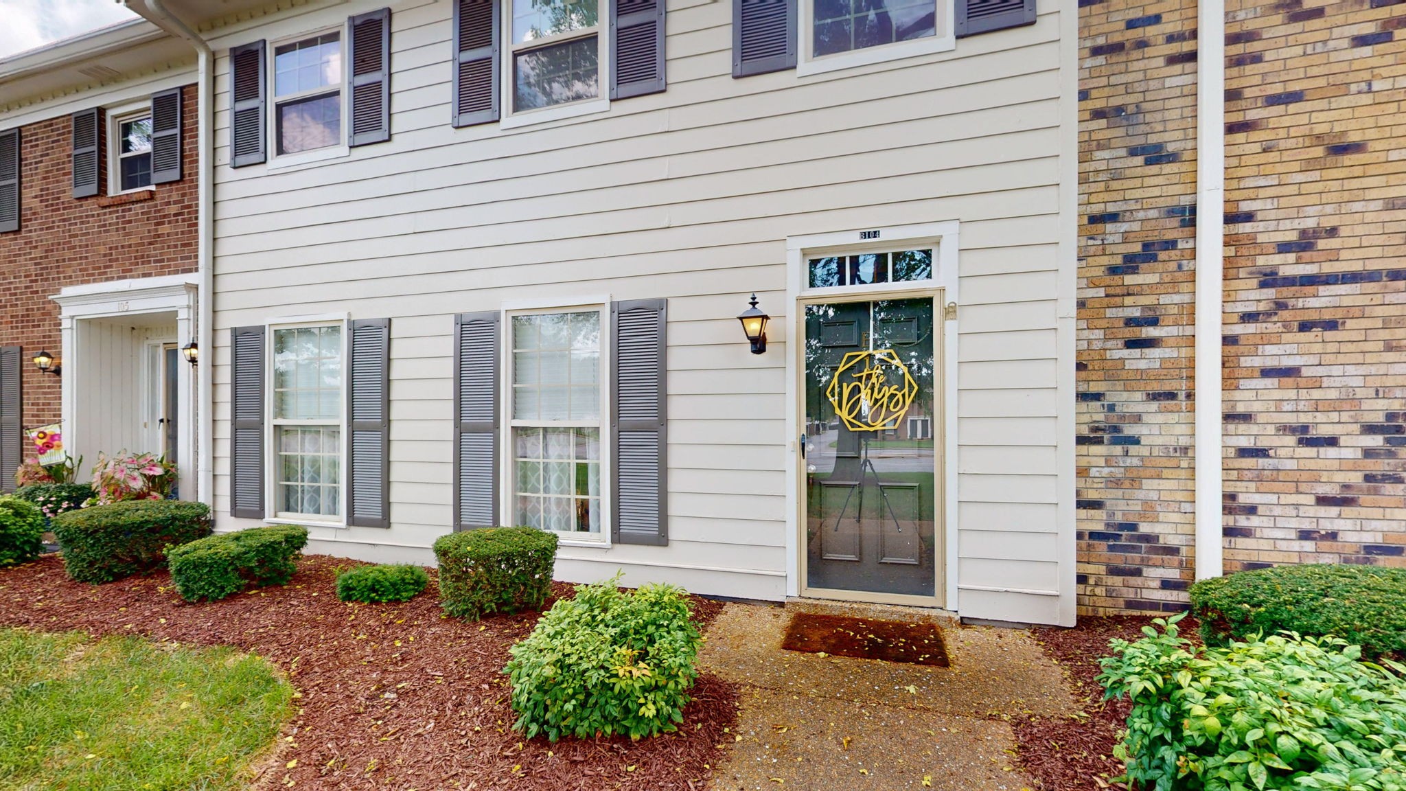 1002 E Northfield Blvd Unit: B104