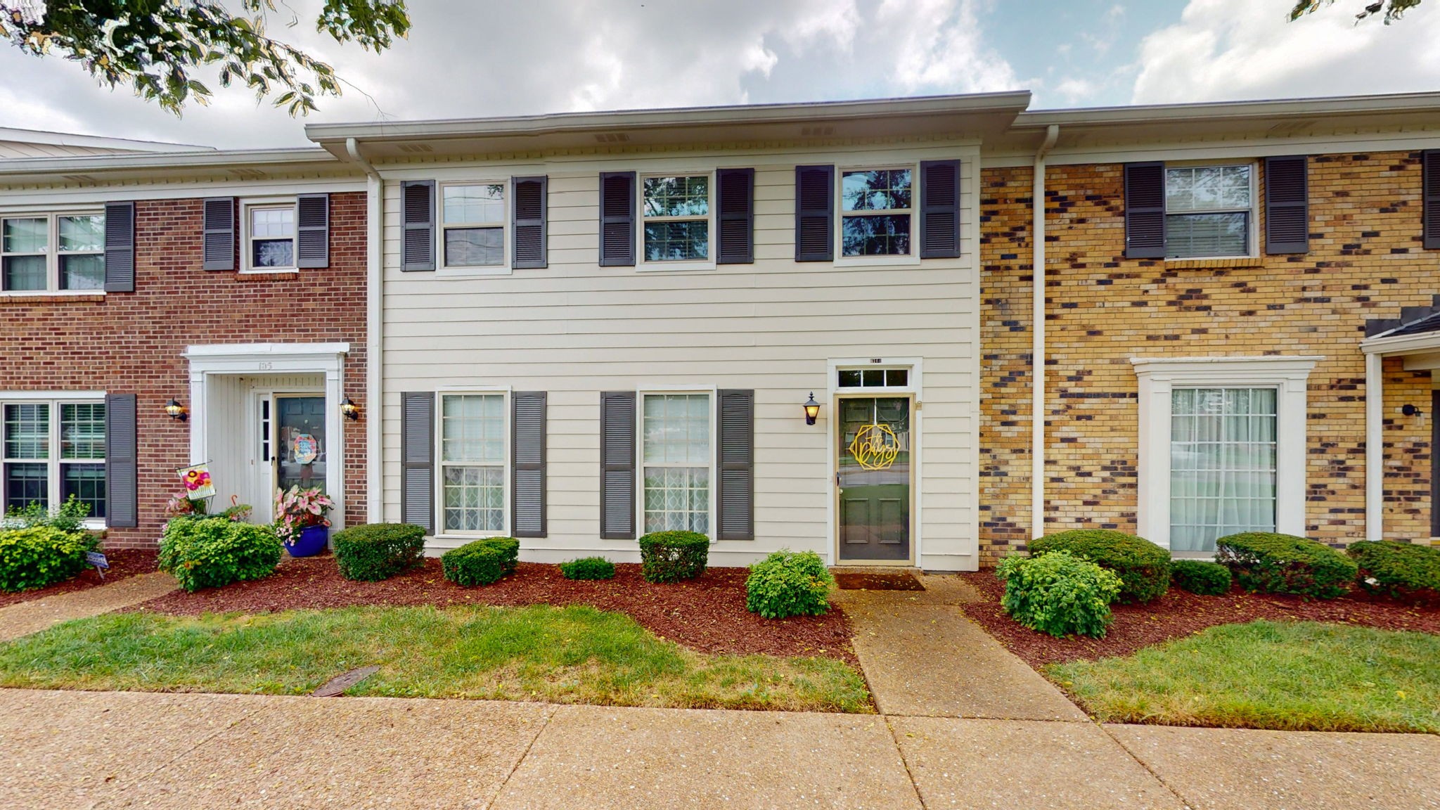 1002 E Northfield Blvd Unit: B104