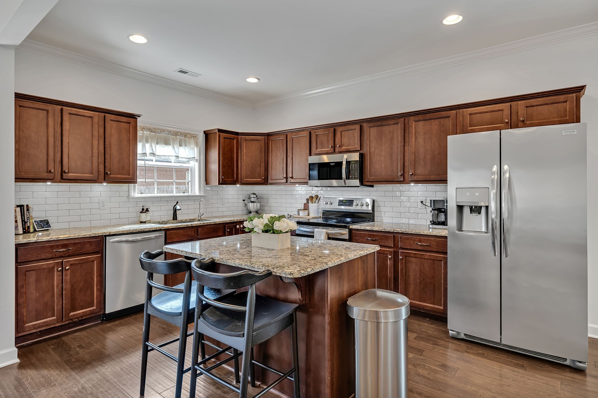 5210 Firefly Pl