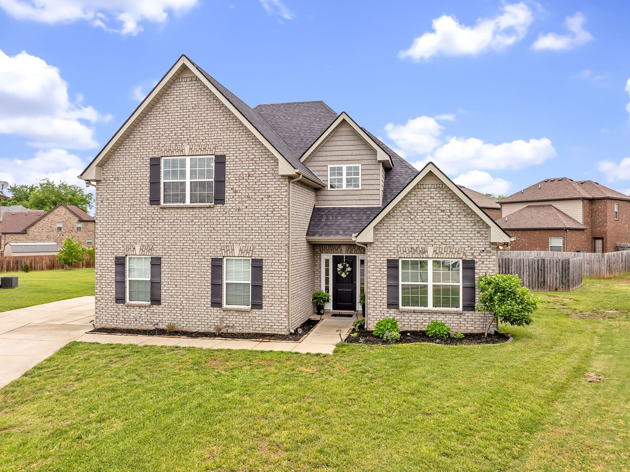 5210 Firefly Pl