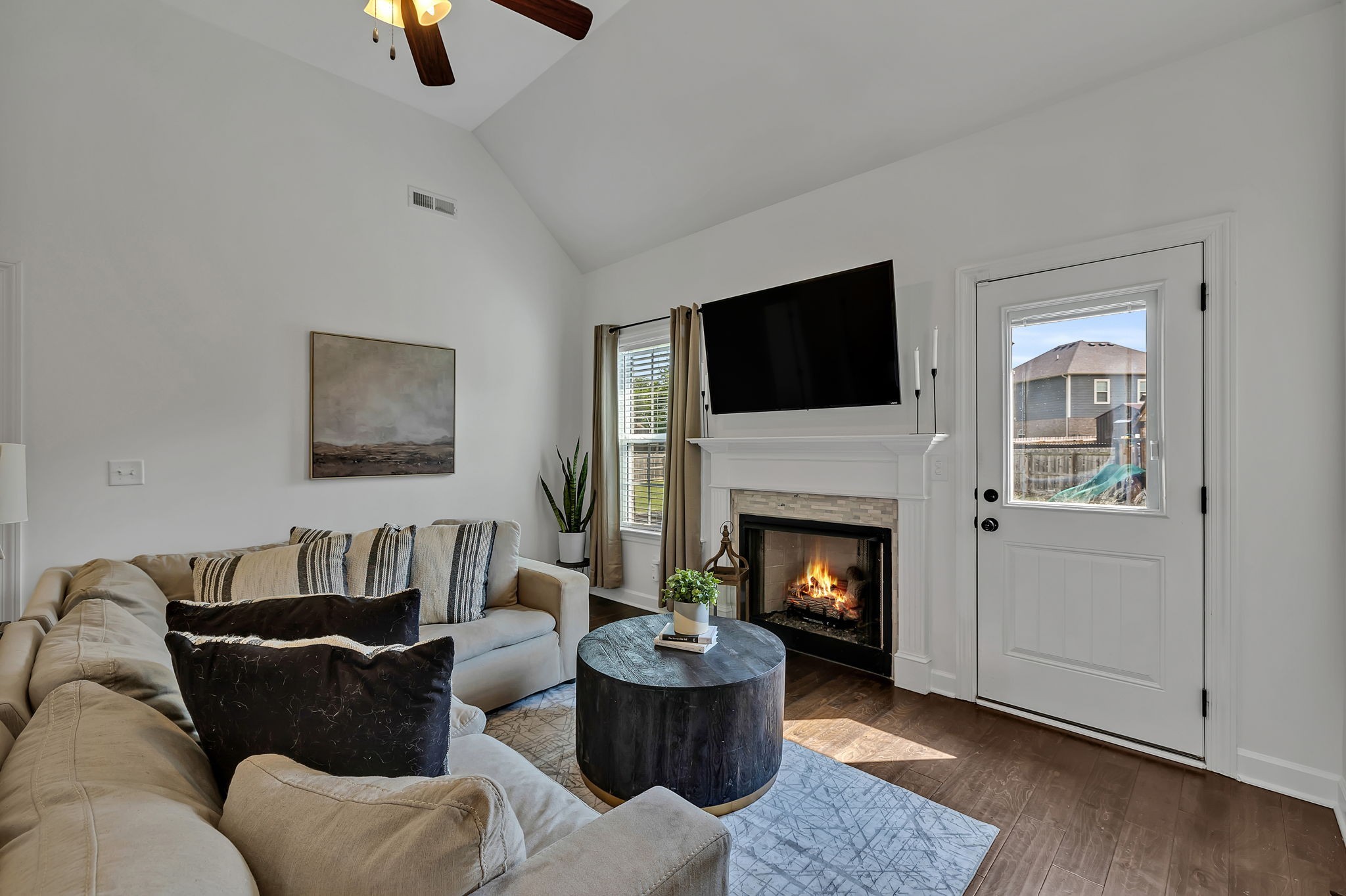 5210 Firefly Pl
